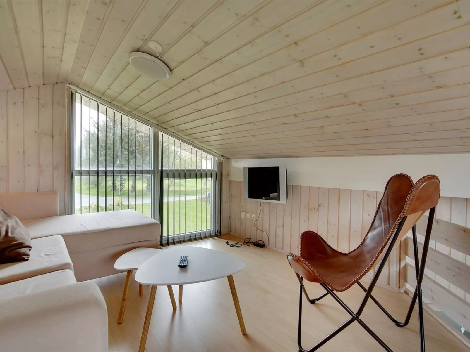 "Stanko" - 1.3km from the sea-Binnen