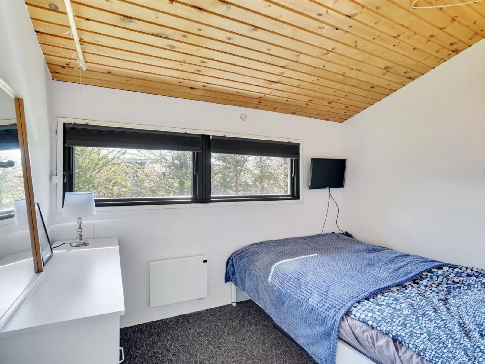 "Matilde" - 400m to the fjord-Binnen