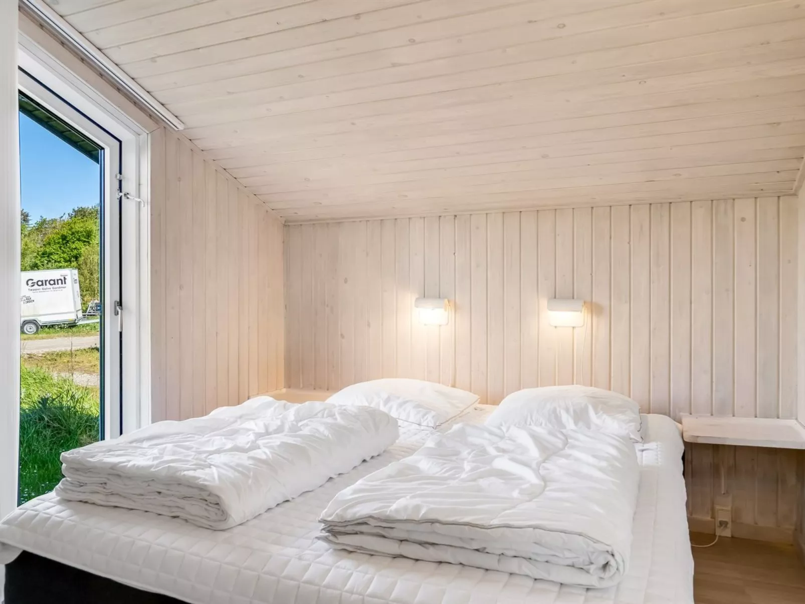 "Aponi" - 400m from the sea-Binnen