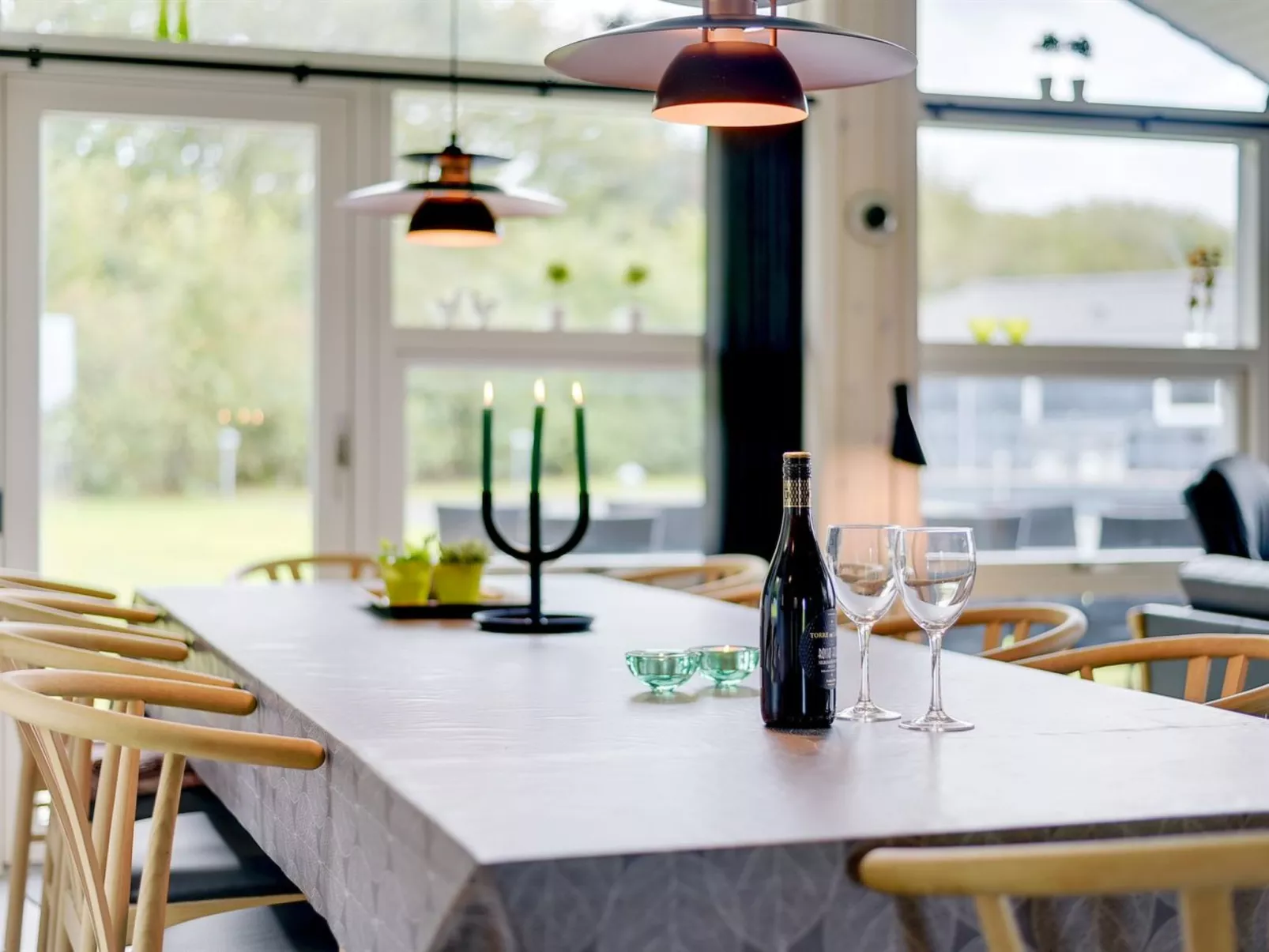 "Rathulf" - 500m from the sea-Binnen