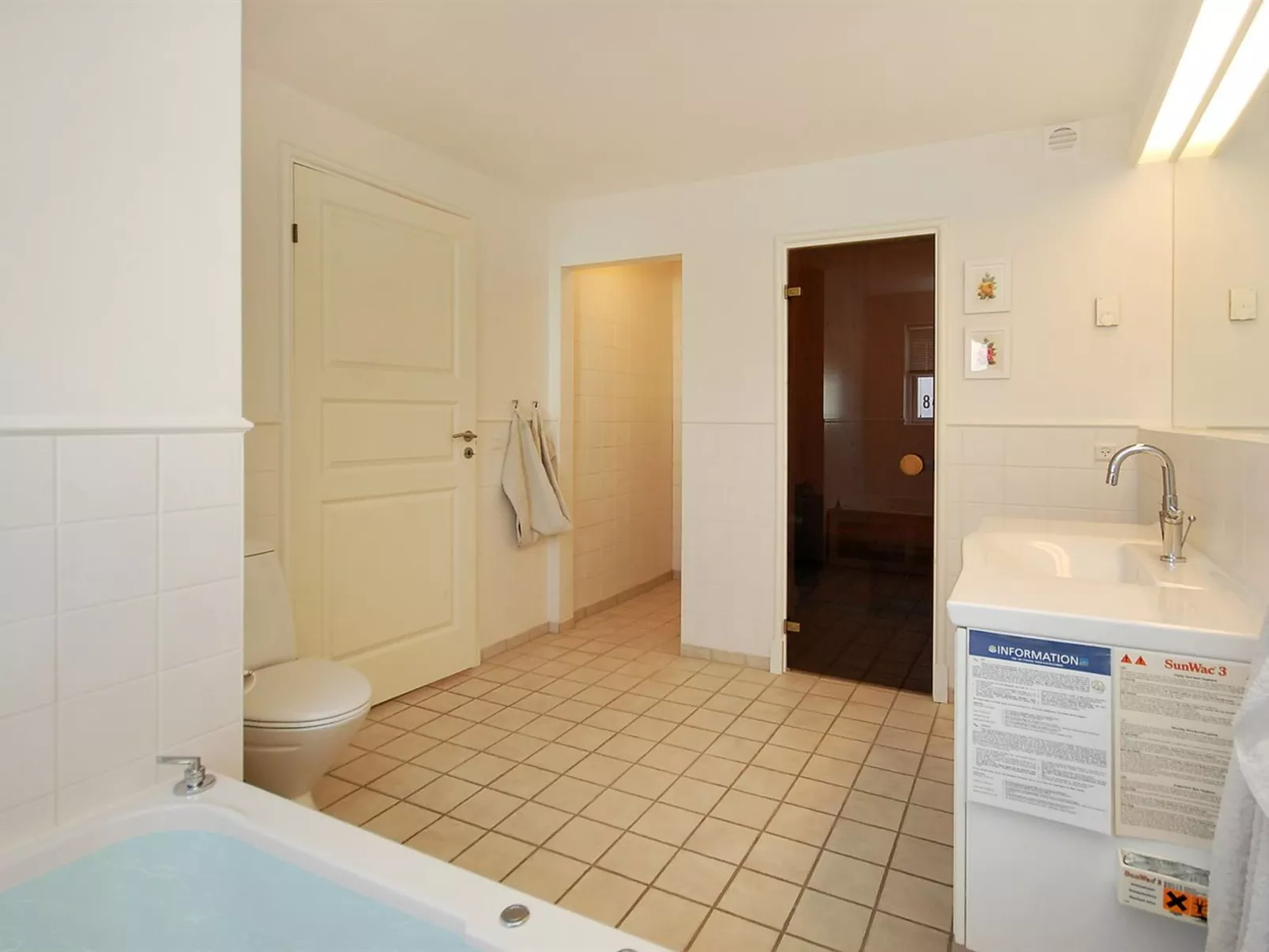 "Ønef" - 1km from the sea-Binnen