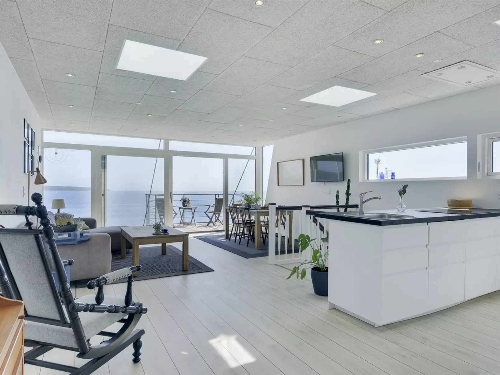 "Herewardus" - 10m to the fjord-Binnen