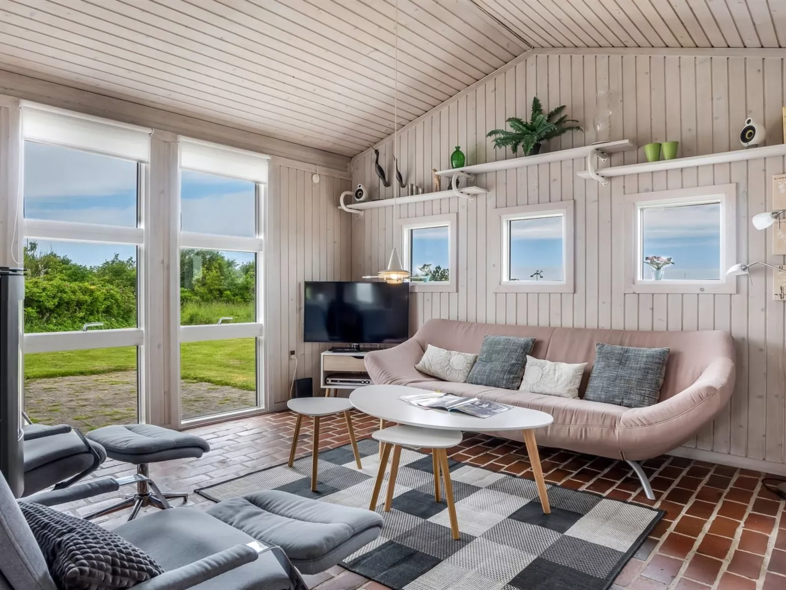 "Verene" - 400m from the sea-Binnen