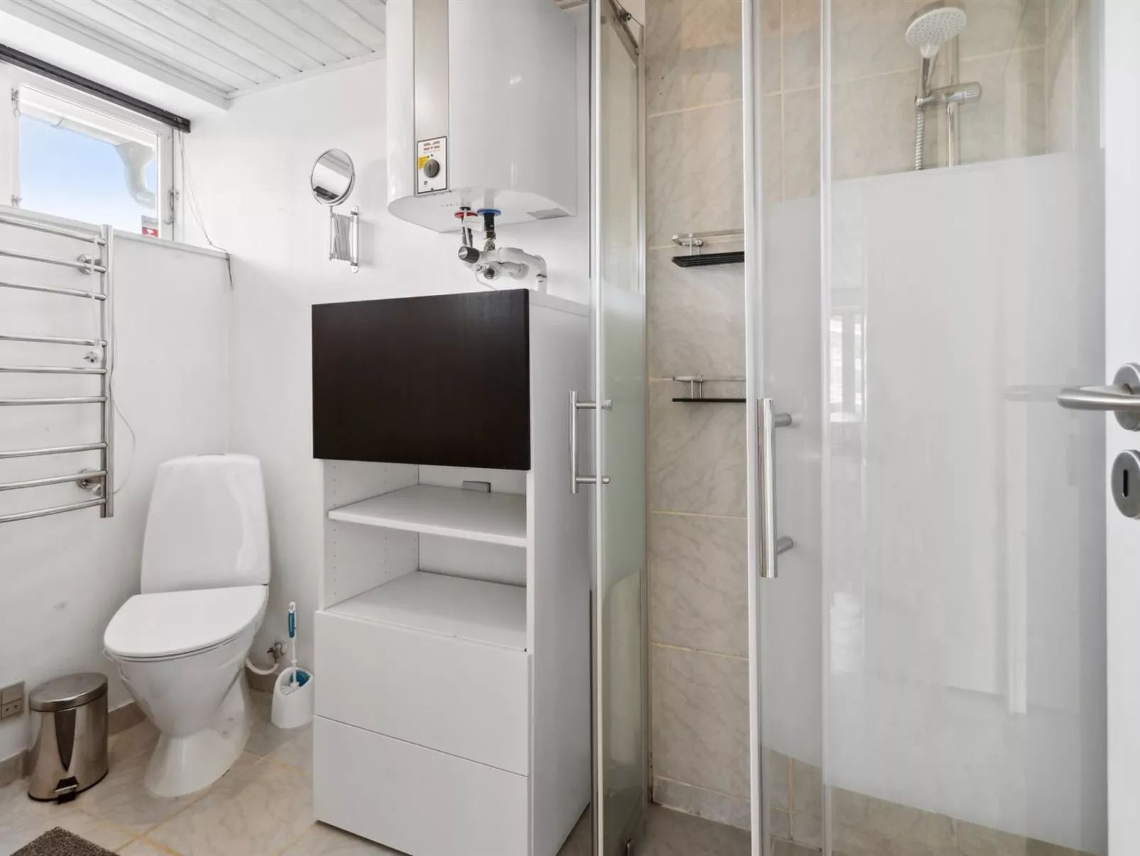 "Mena" - 200m from the sea-Binnen