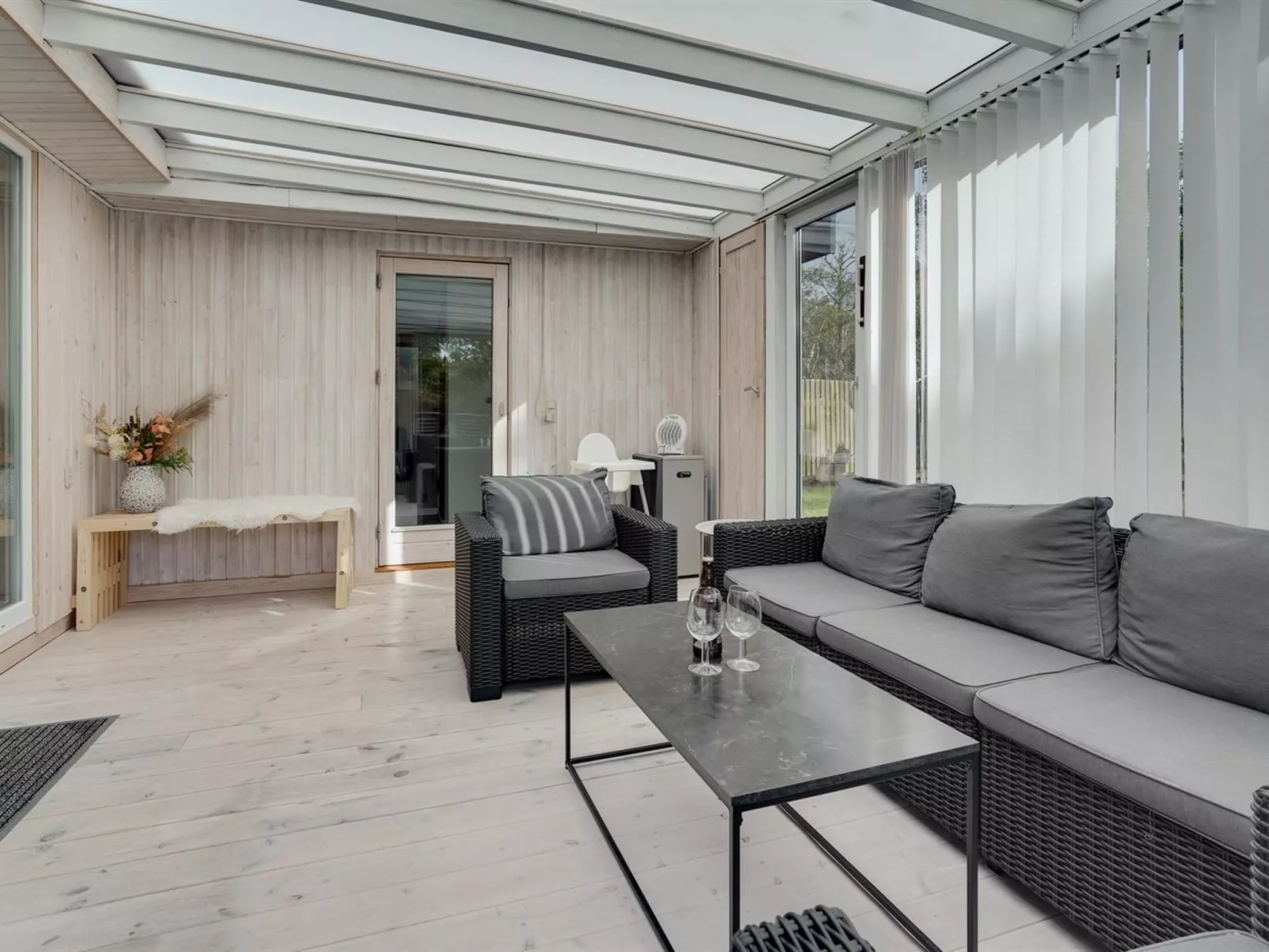 "Lippi" - 2.3km from the sea-Binnen