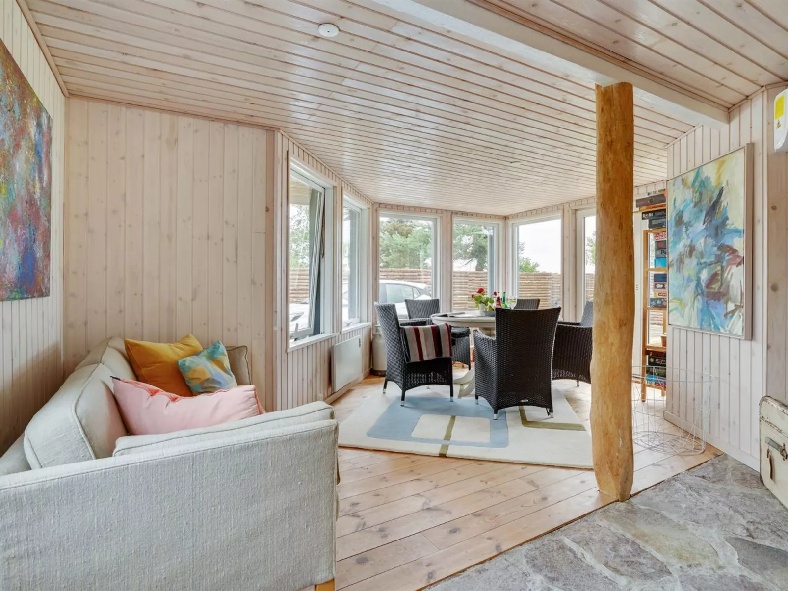 "Sigurd" - 20m from the sea-Binnen