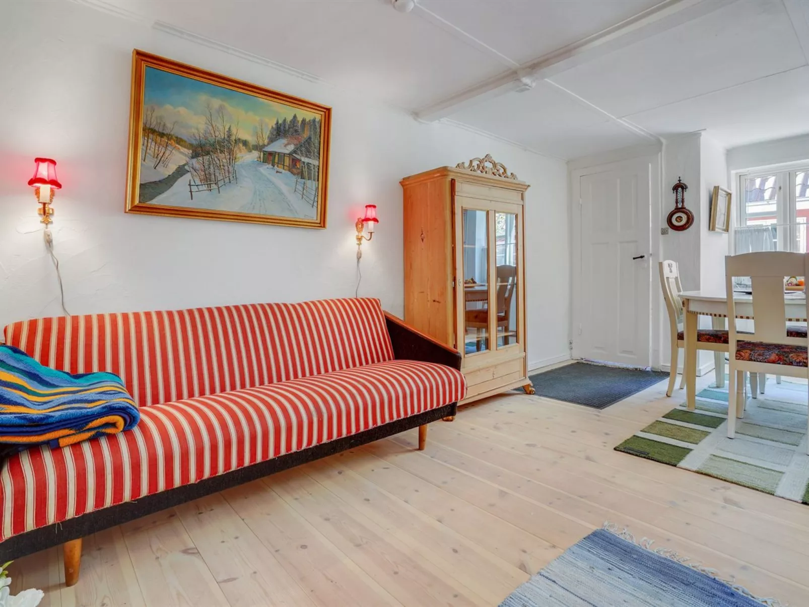 "Laust" - 250m from the sea-Binnen