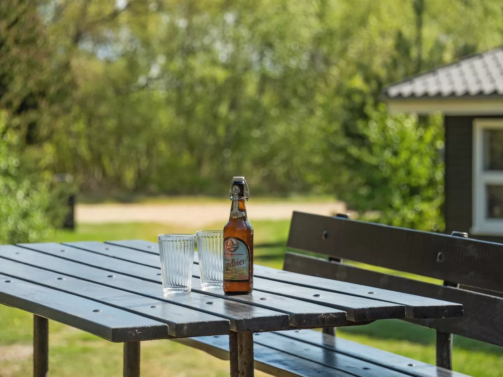 "Bogatin" - 1km from the sea-Binnen