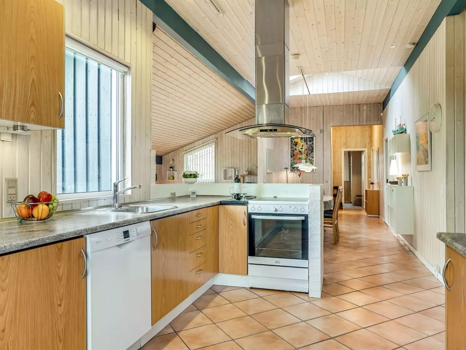 "Marne" - 500m from the sea-Binnen