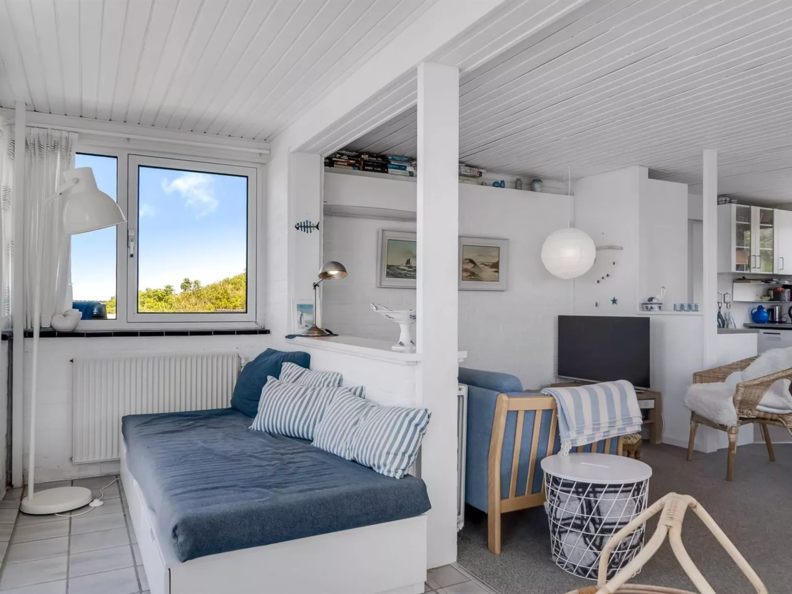 "Mielikki" - 200m from the sea-Binnen