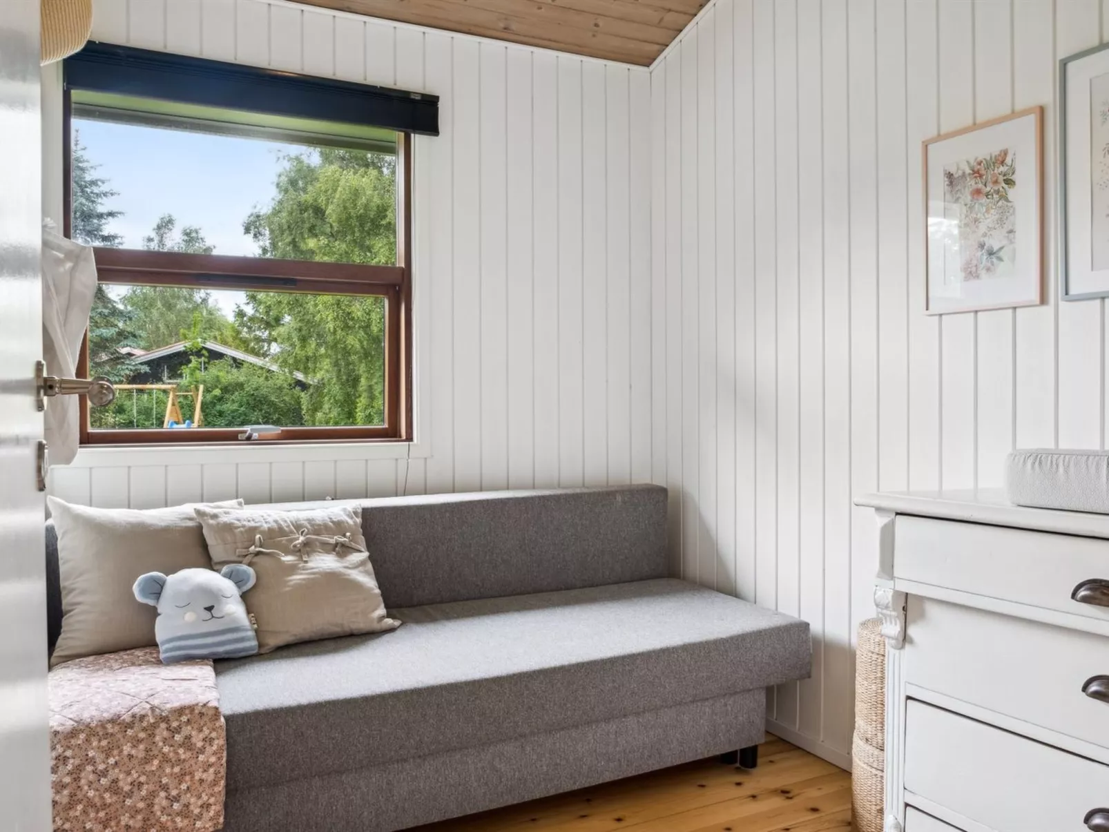 "Morten" - 500m from the sea-Binnen