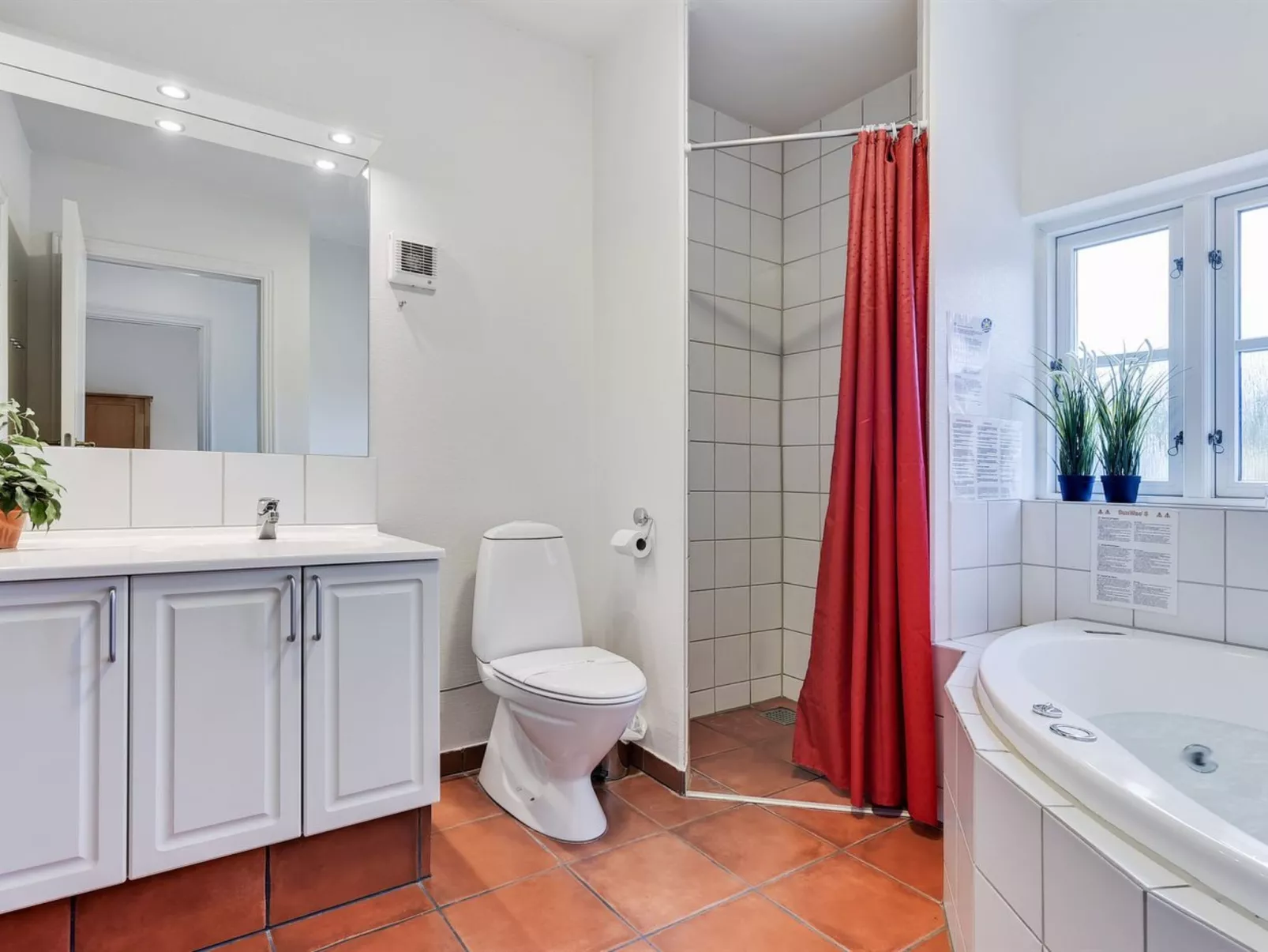 "Thoran" -  from the sea-Binnen