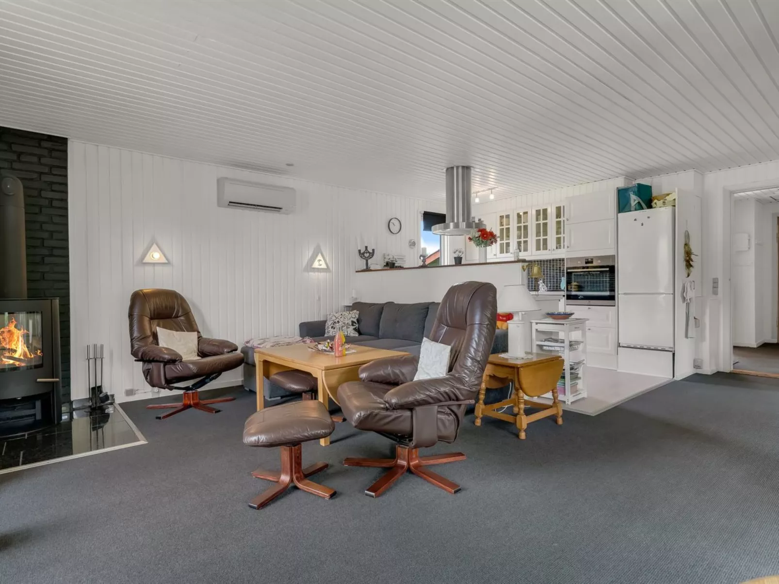 "Aima" - 400m from the sea-Binnen