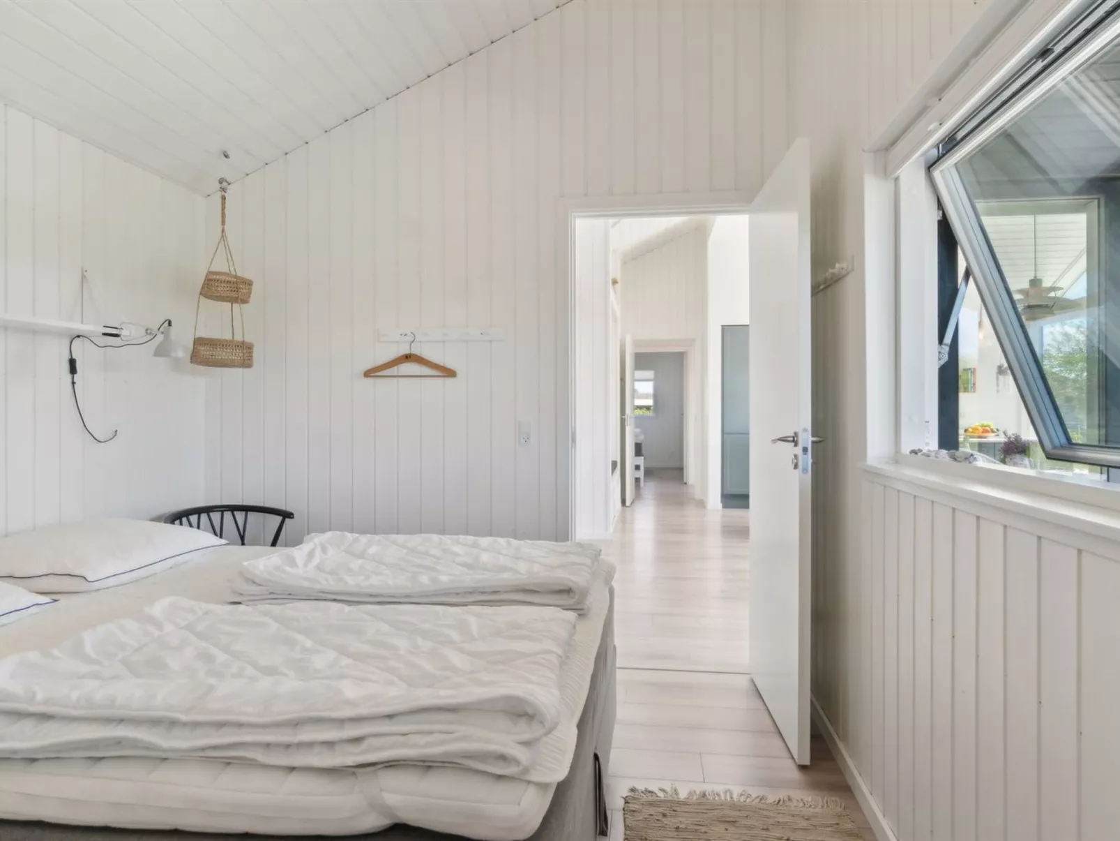 "Gregor" - 300m from the sea-Binnen