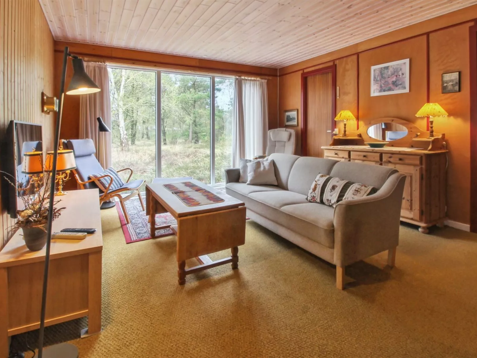 "Redward" - 1km from the sea-Binnen