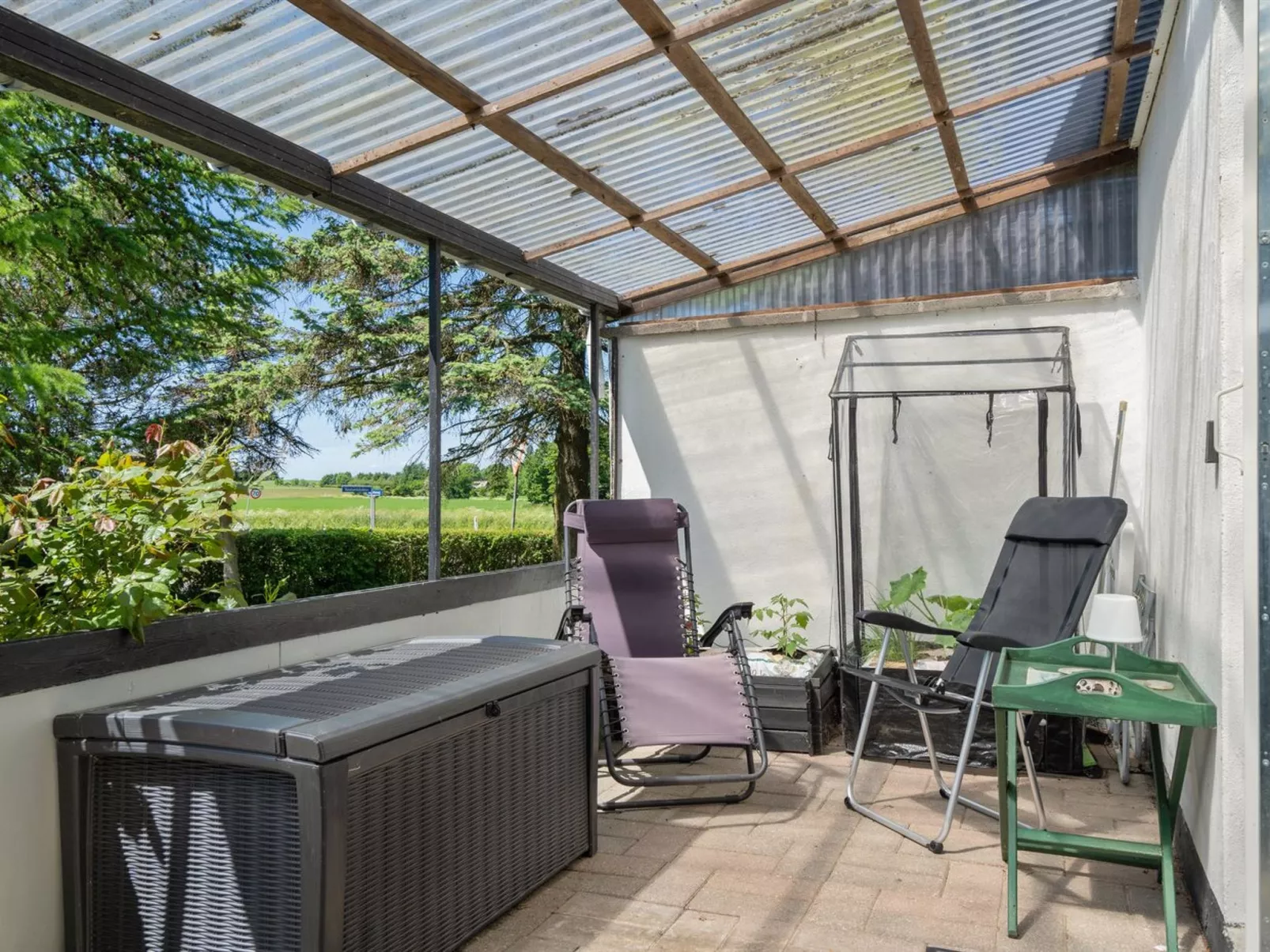 "Slavjanka" - 2km from the sea-Buiten