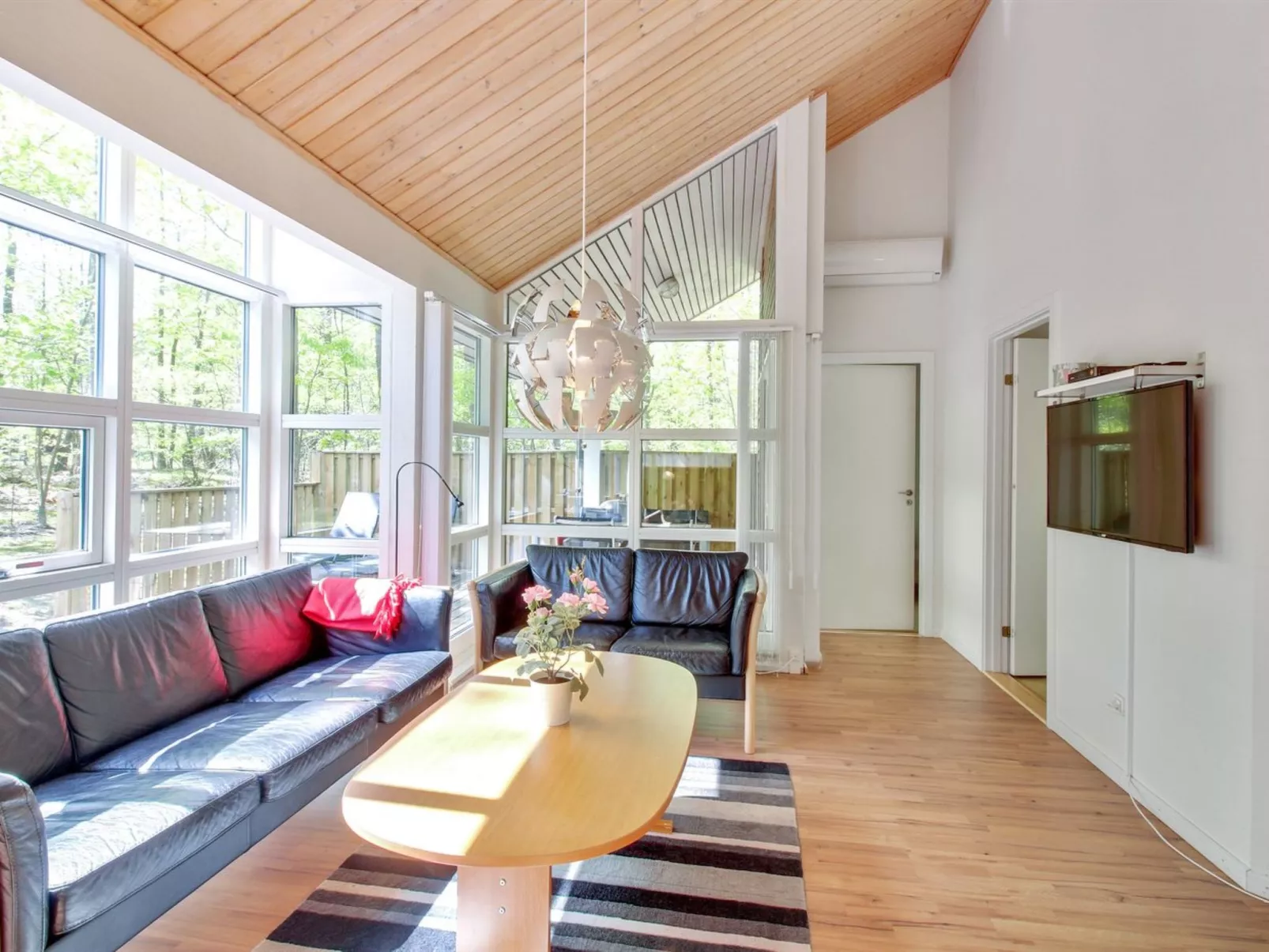 "Verner" - 500m from the sea-Binnen