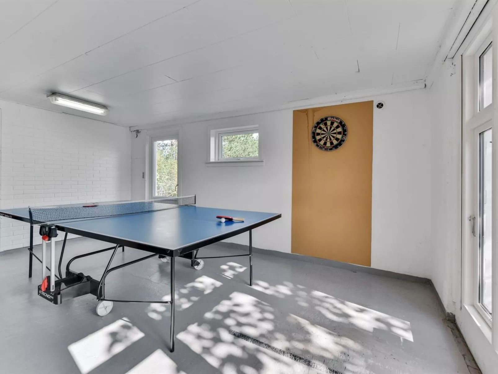 "Sylvie" - 1.5km from the sea-Binnen