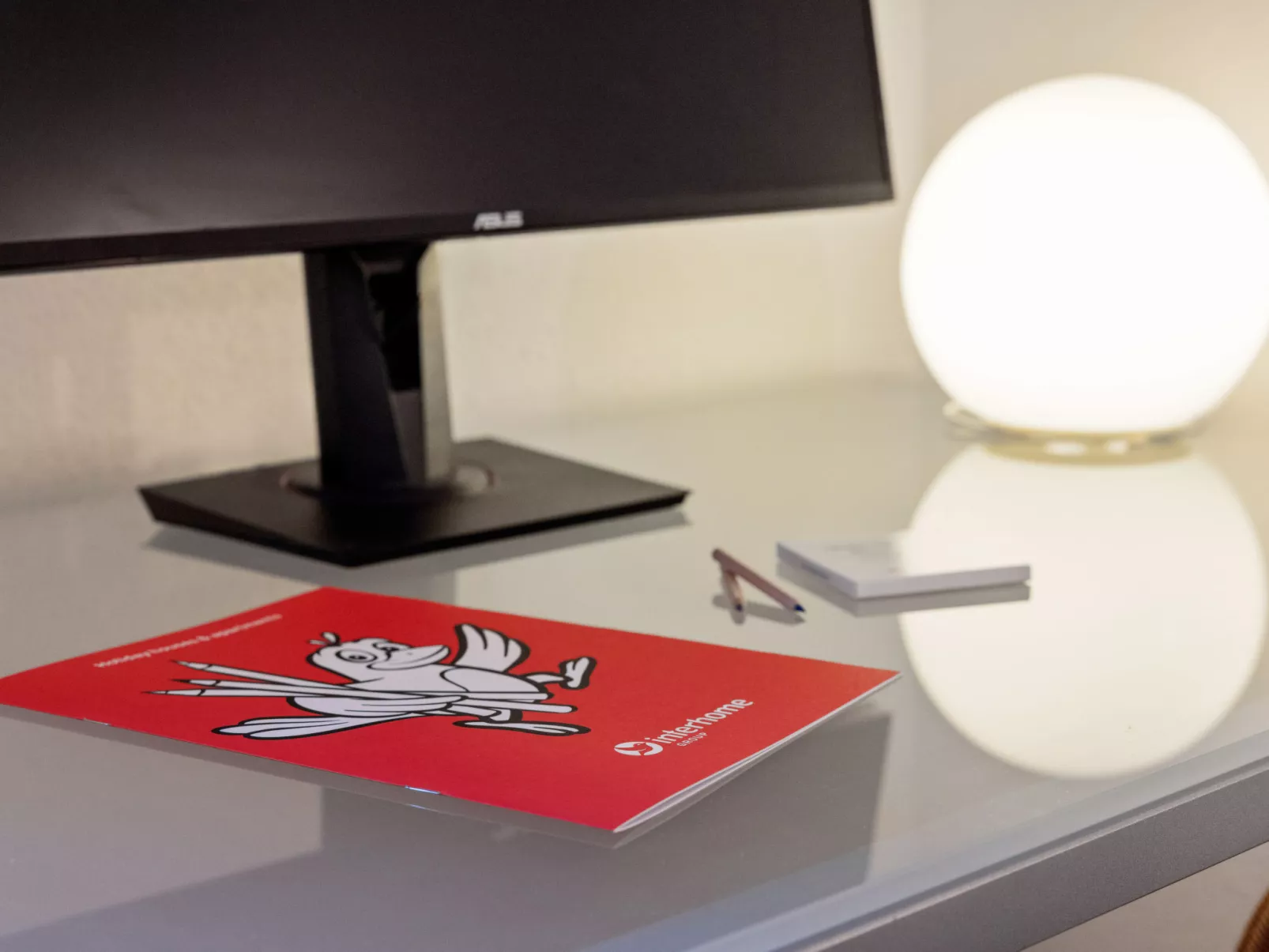 Belmont Est 80-Binnen