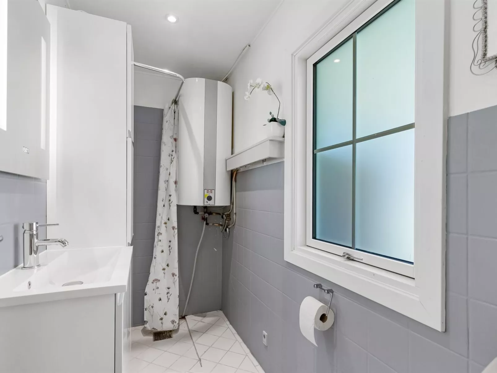 "Gabi" - 700m from the sea-Binnen