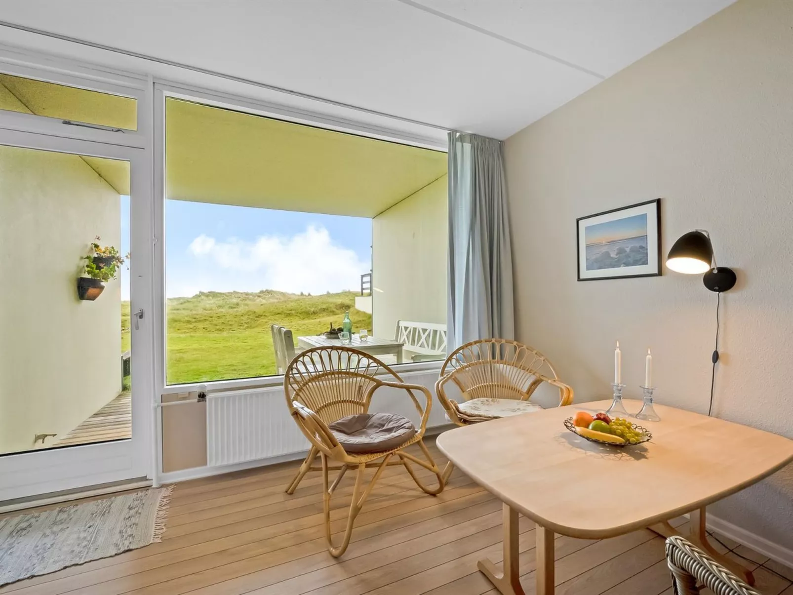 "Raimo" - 50m from the sea-Binnen