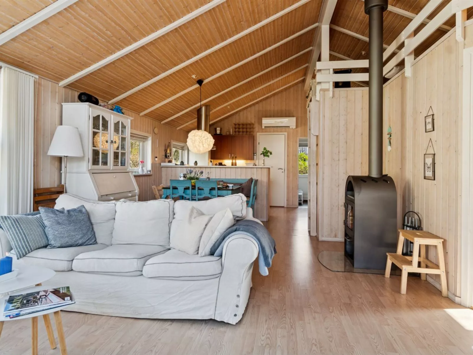 "Amola" - 1.6km from the sea-Binnen