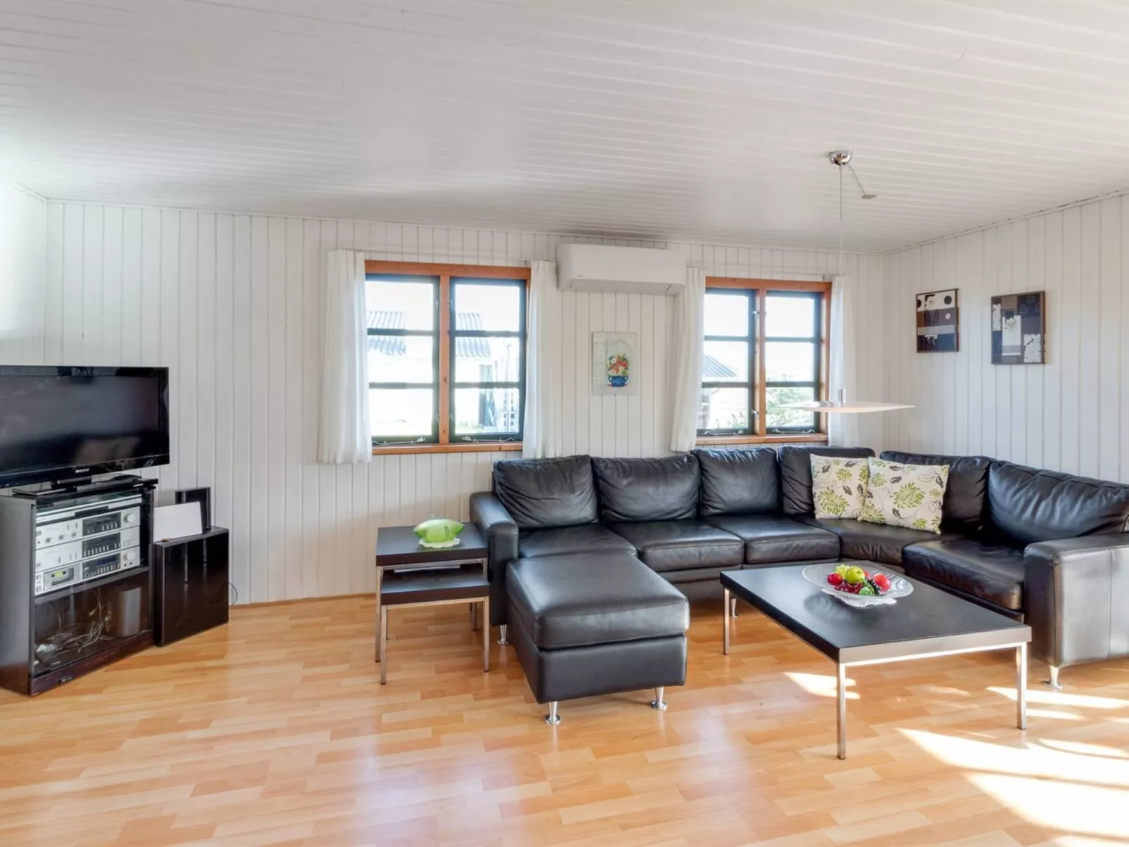 "Annabell" - 150m from the sea-Binnen