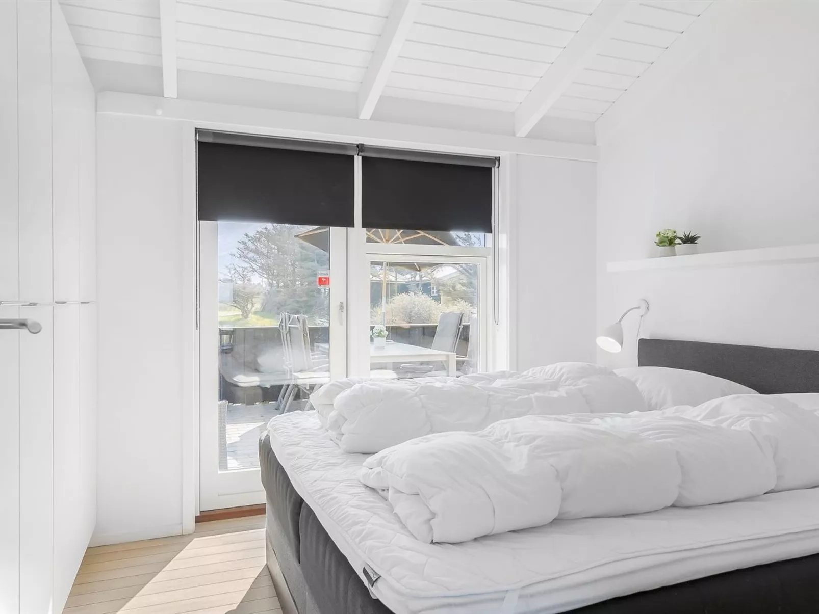 "Paul" - 100m from the sea-Binnen