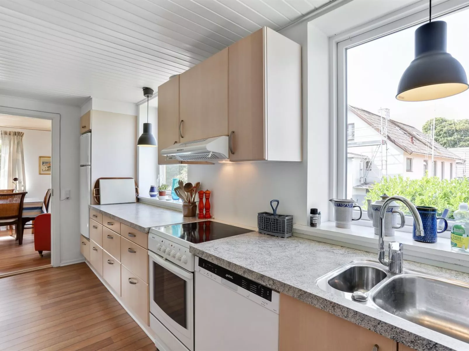 "Alija" - 50m from the sea-Binnen