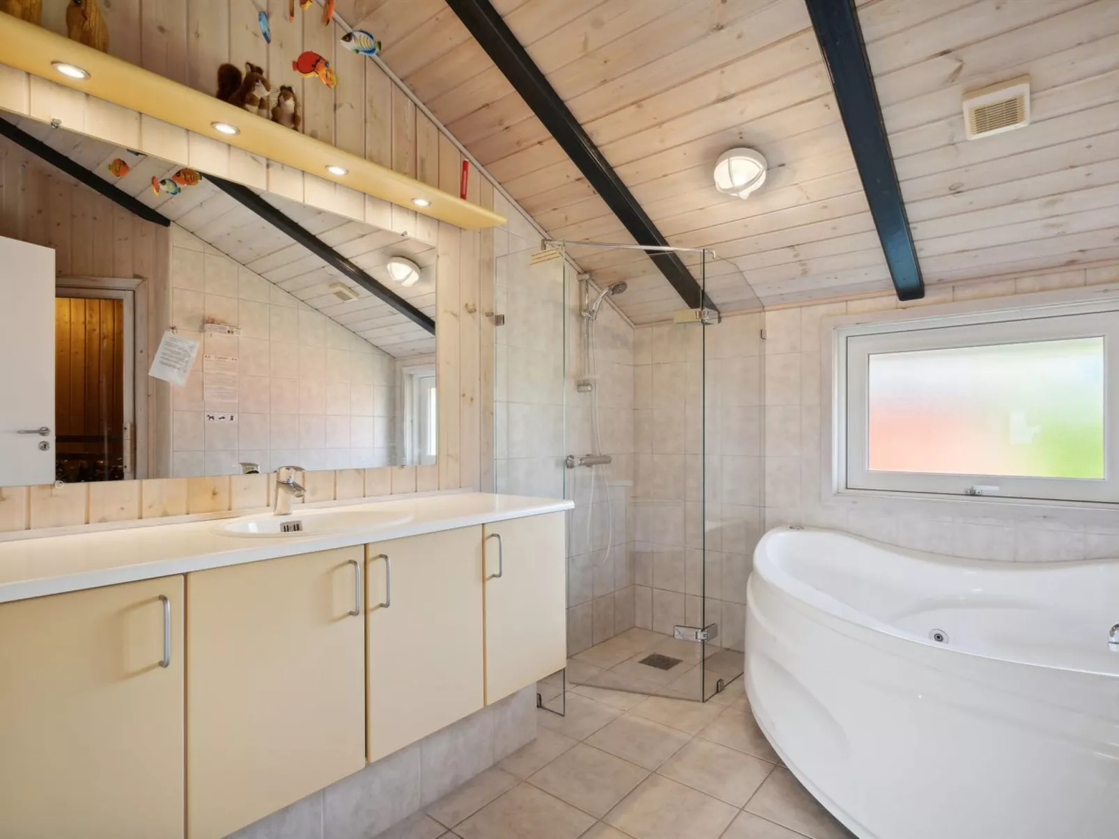 "Inge" - 300m from the sea-Binnen