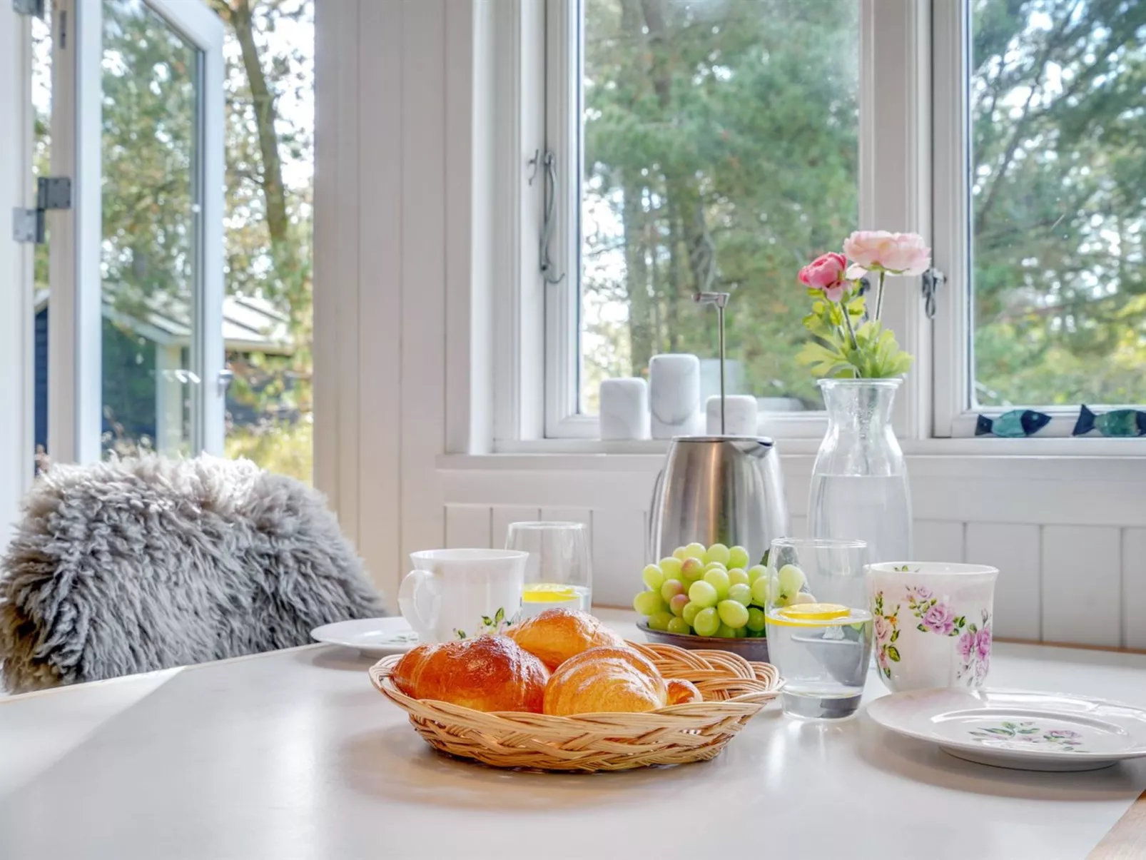 "Pilvi" -  from the sea-Binnen