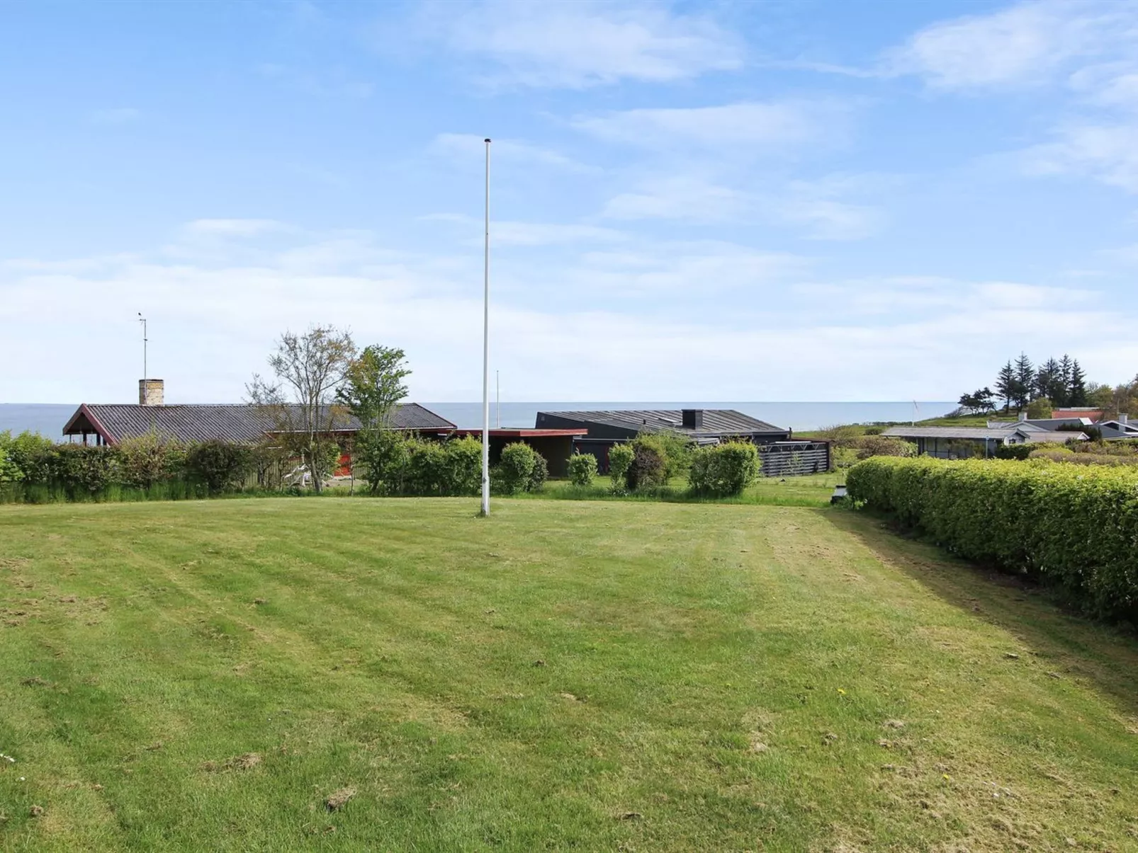 "Kiowa" - 100m from the sea-Buiten