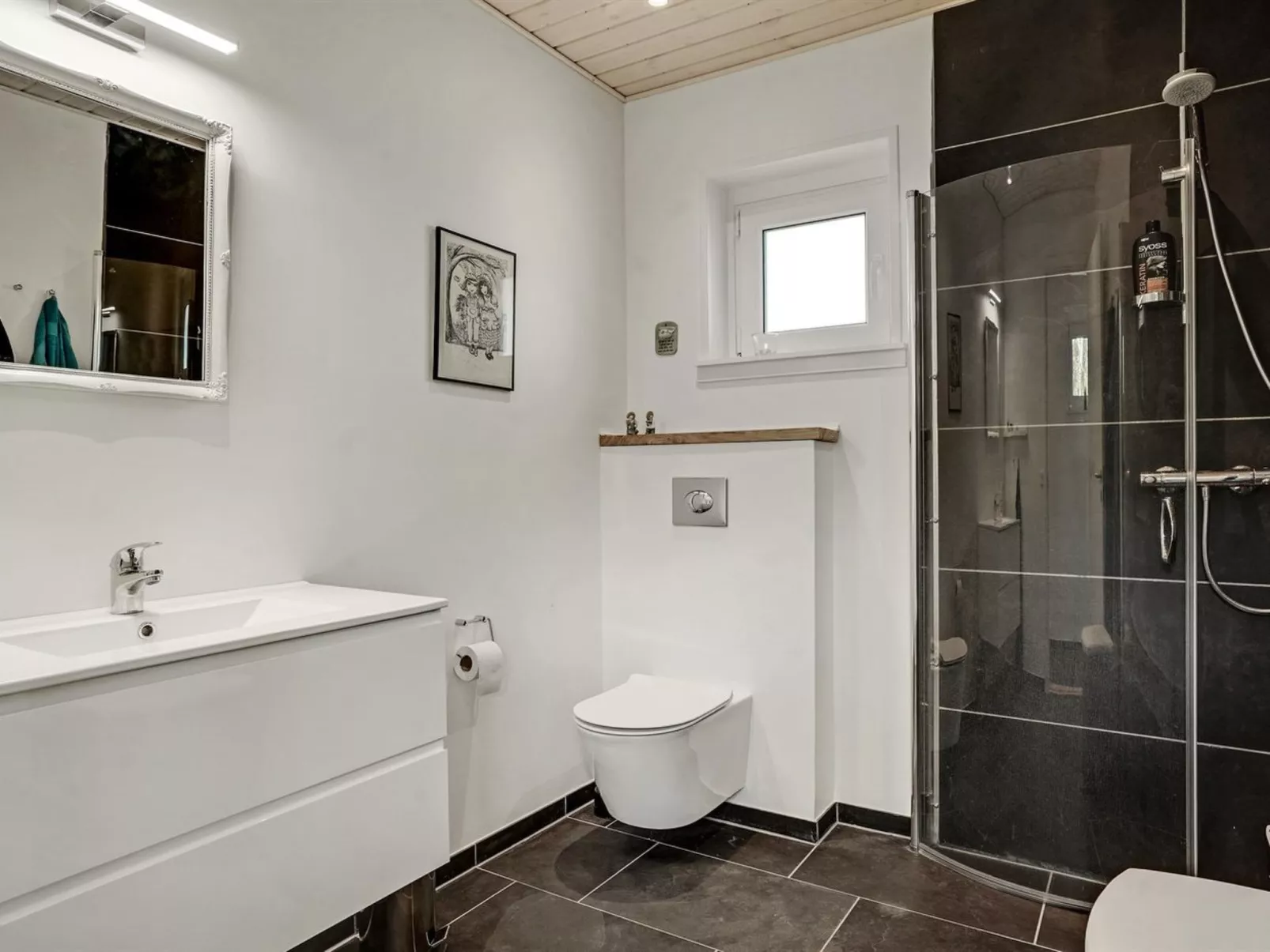 "Angelita" - 80m to the fjord-Binnen