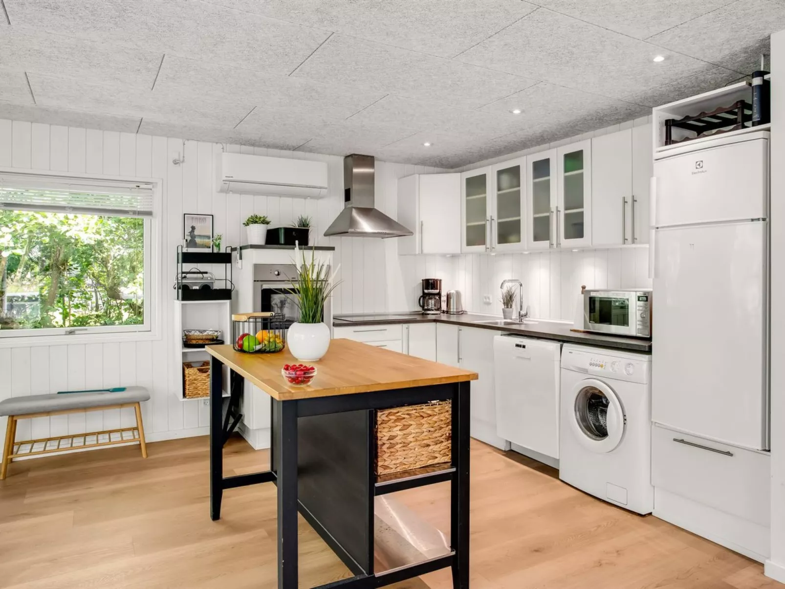 "Maik" - 1.5km from the sea-Binnen