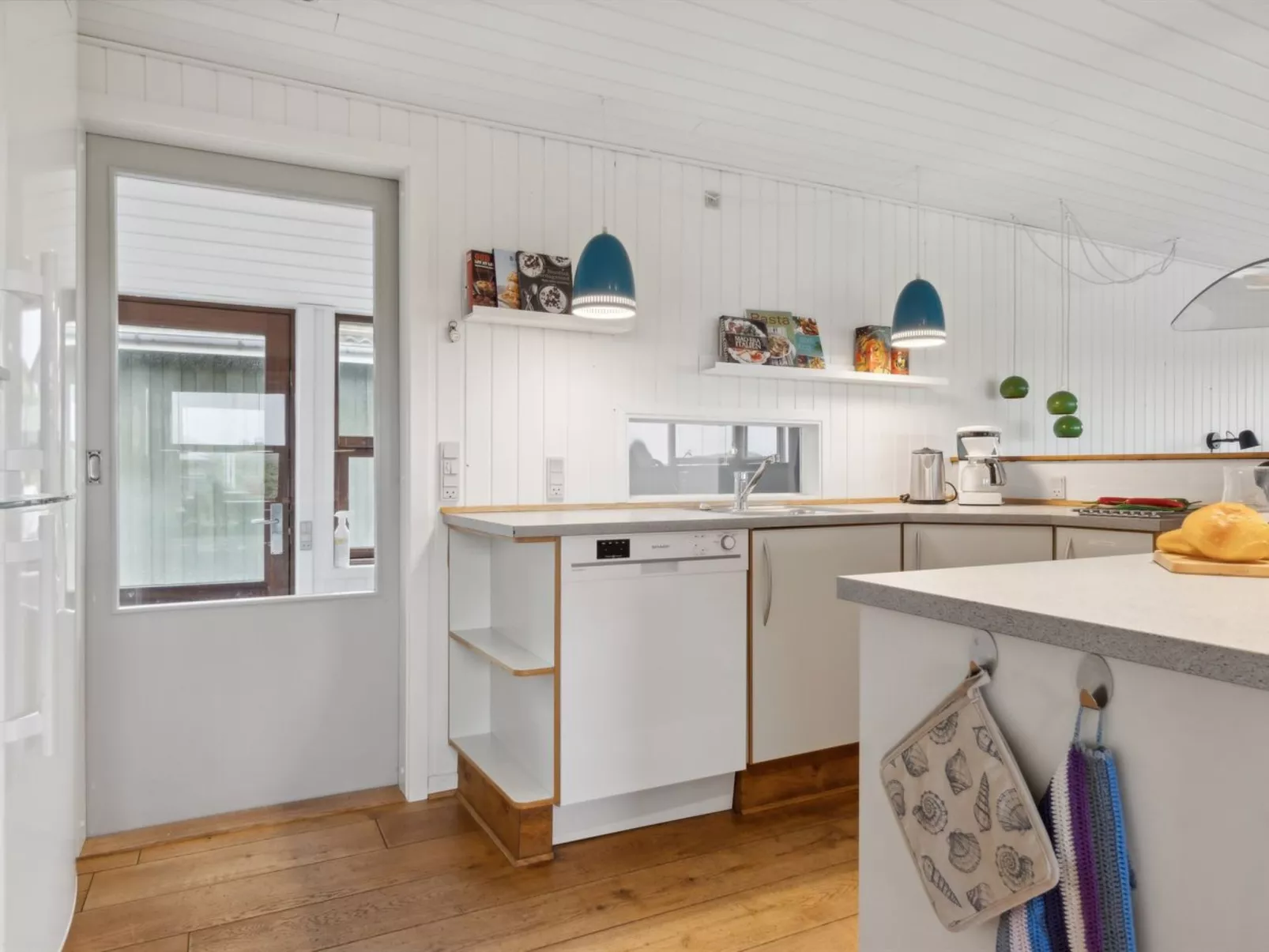 "Jobst" - 150m from the sea-Binnen