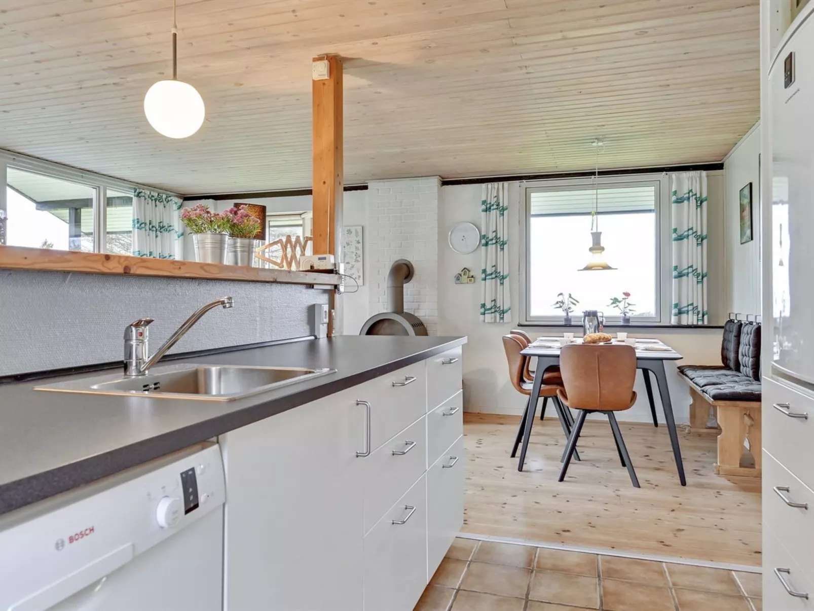 "Kaleva" - 200m to the fjord-Binnen