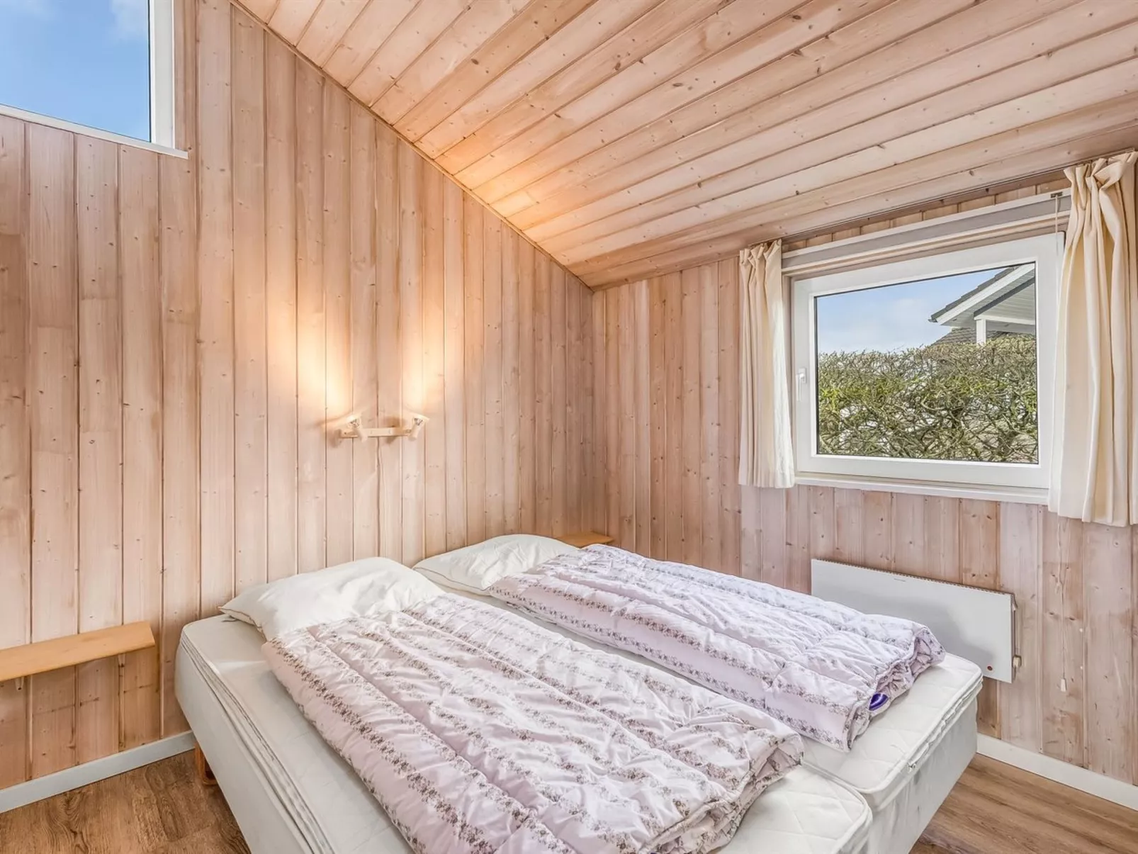 "Loviisa" - 300m to the fjord-Binnen