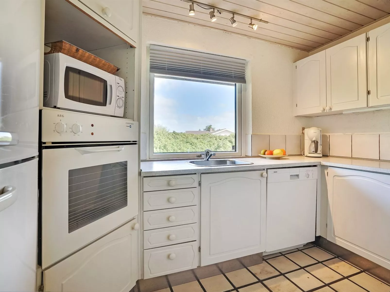 "Aurelia" - 500m to the fjord-Binnen