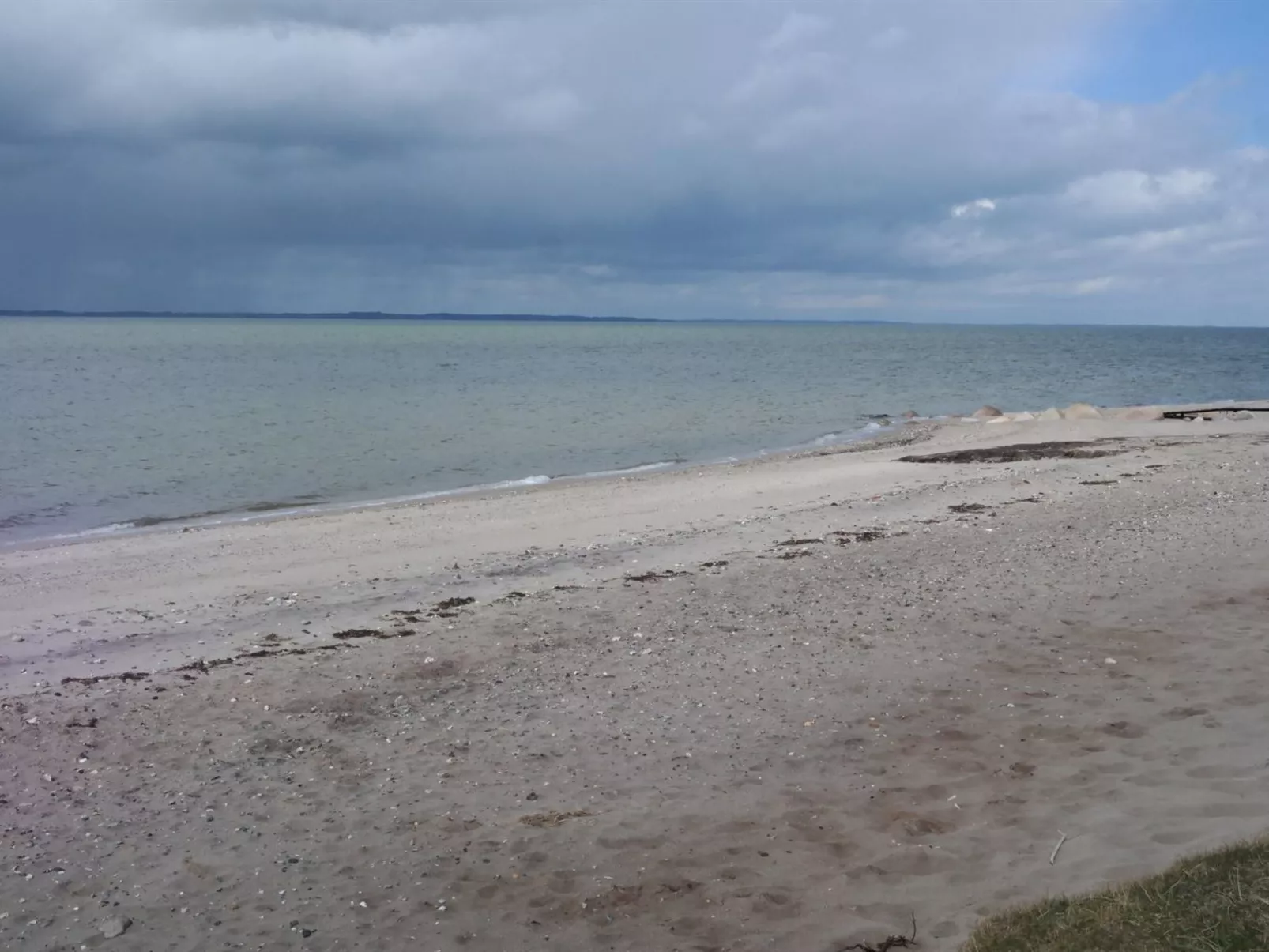 "Assarina" - 300m to the fjord-Buiten