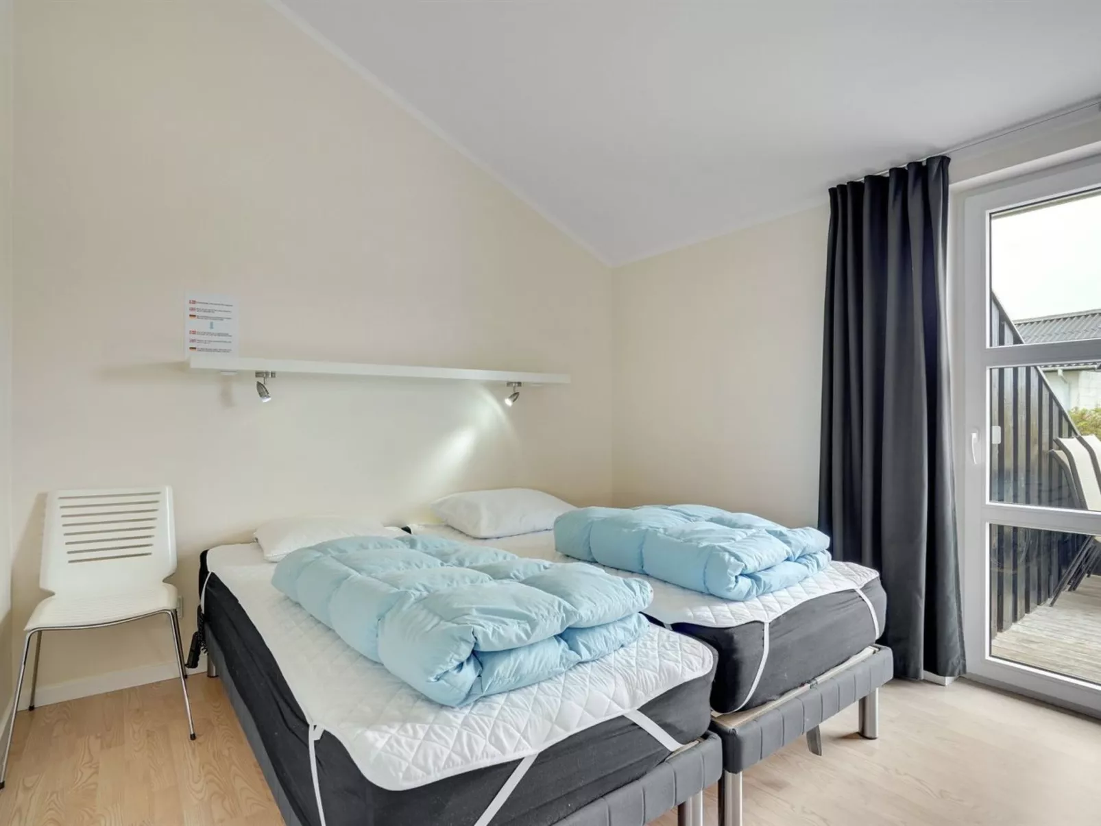 "Lex" - 150m from the sea-Binnen