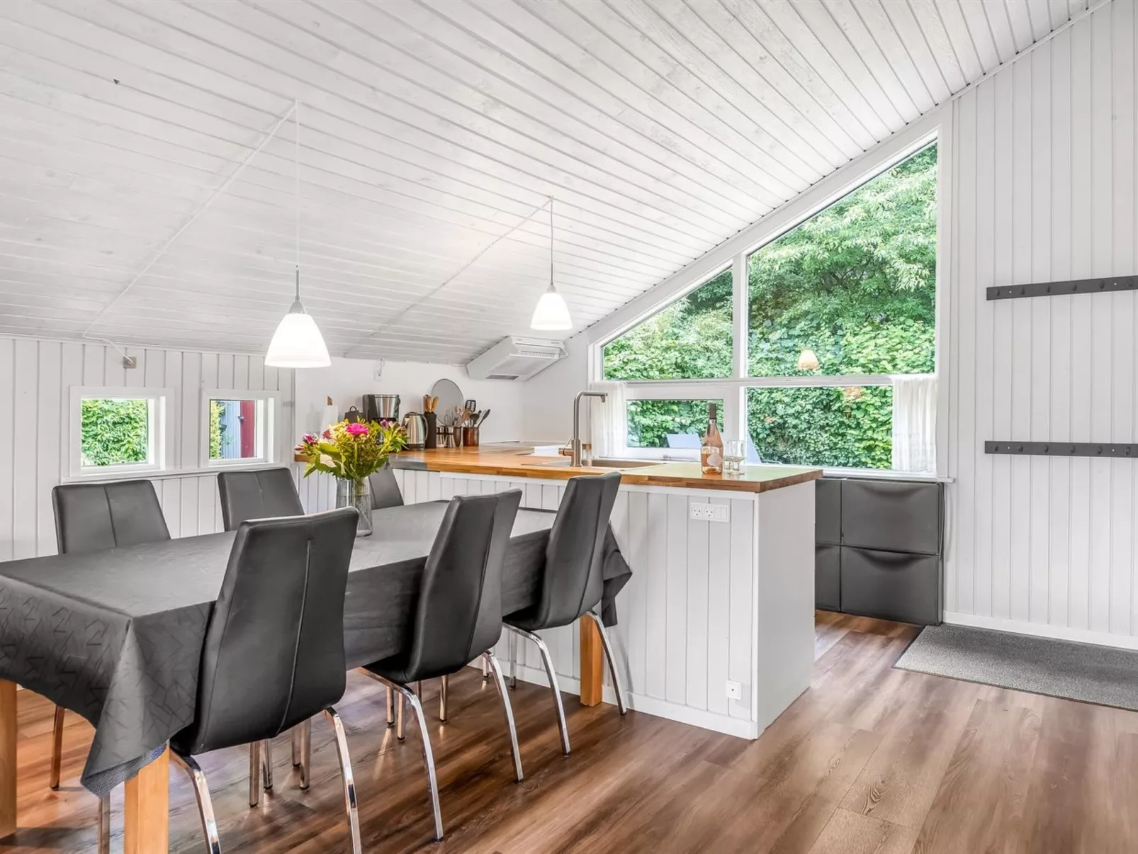 "Corinna" - 28km from the sea-Binnen