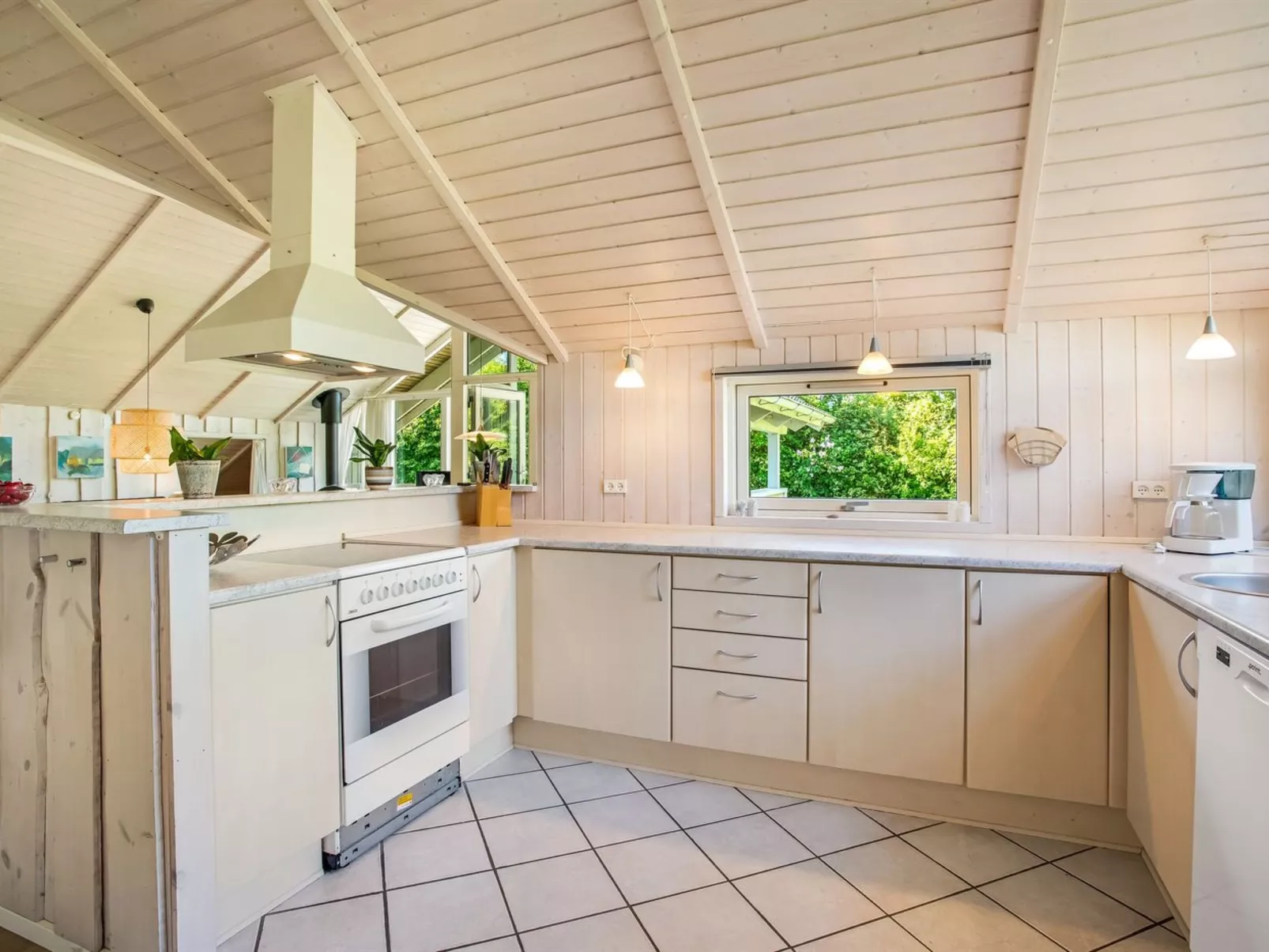 "Isving" - 1.1km to the fjord-Binnen