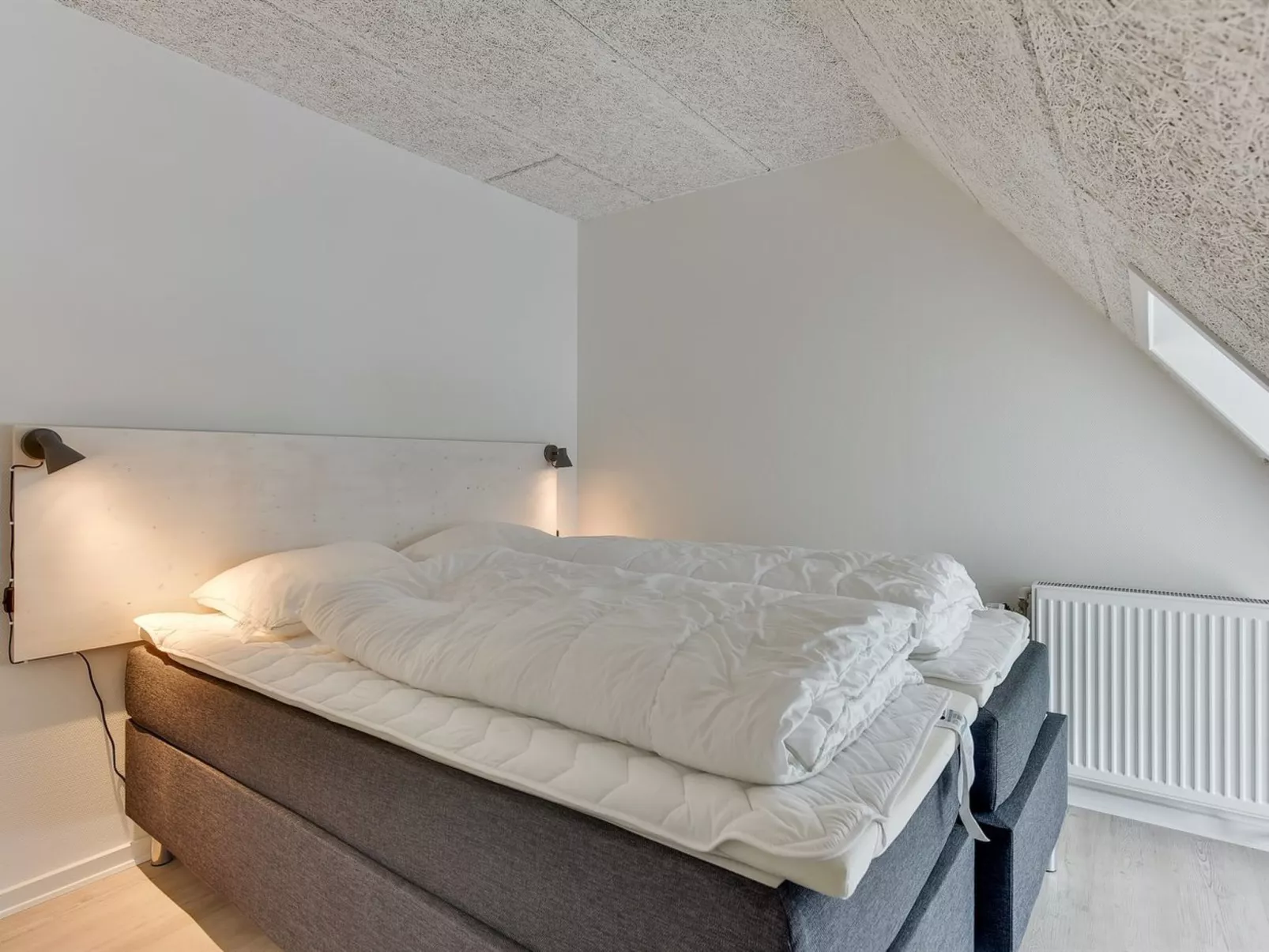 "Alitta" - 27km from the sea-Binnen