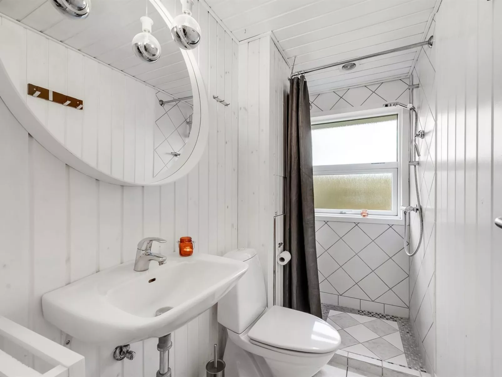 "Amandus" - 100m from the sea-Binnen