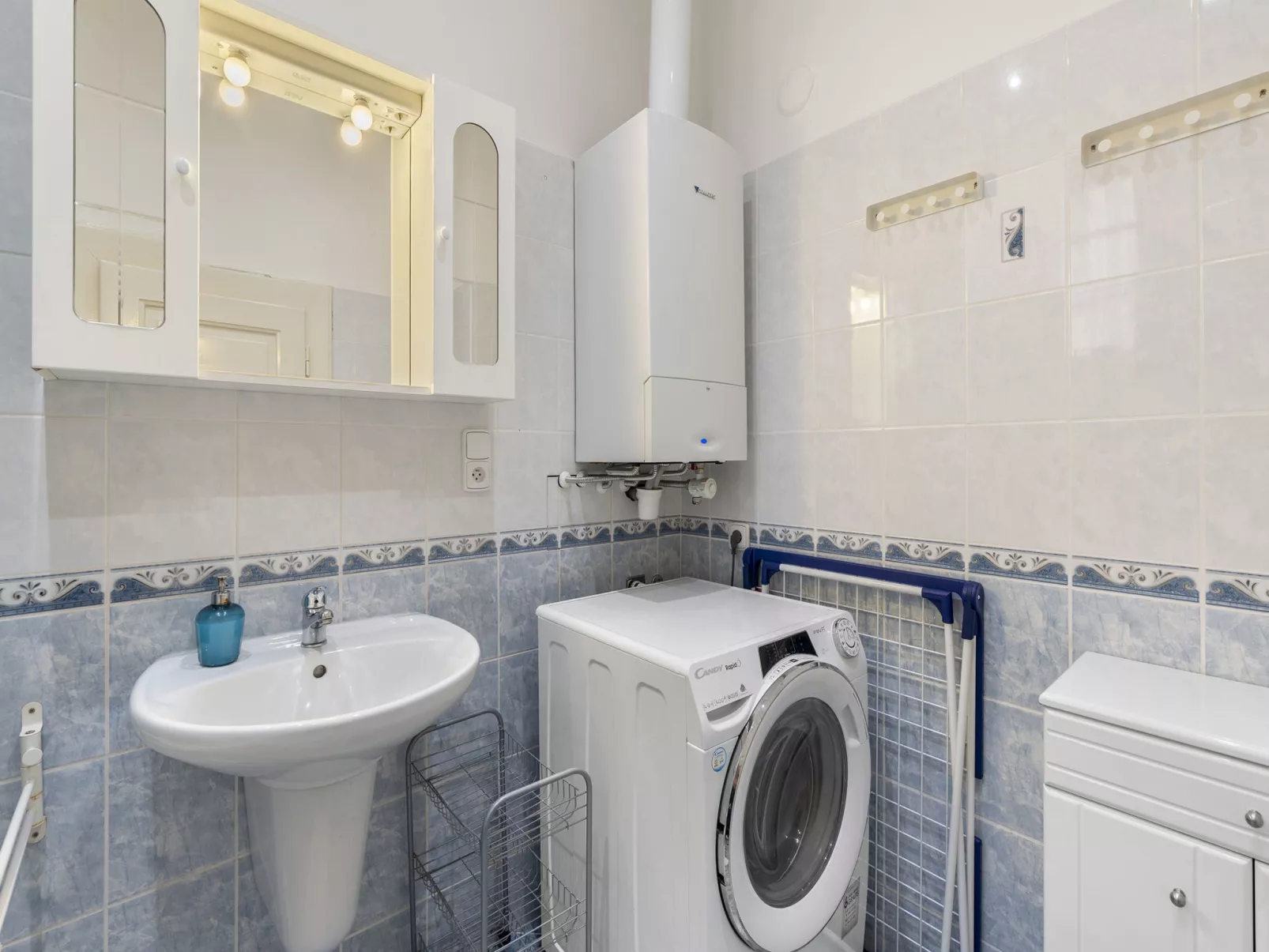 Old Town home-Binnen