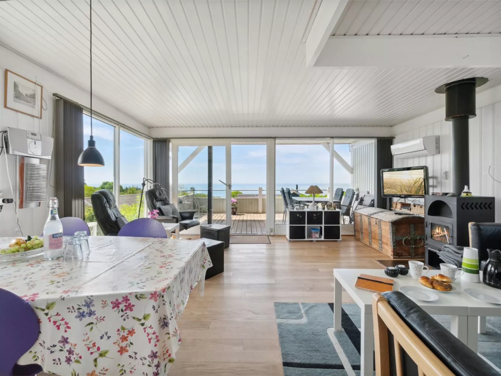 "Eliene" - 400m from the sea-Binnen