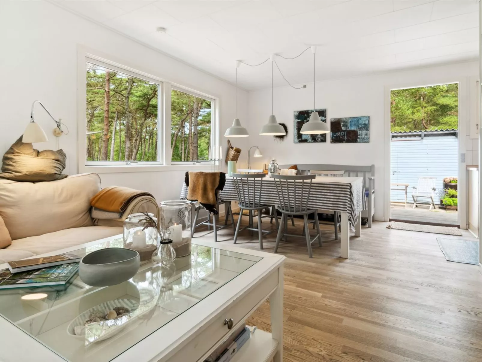 "Alita" - 300m from the sea-Binnen