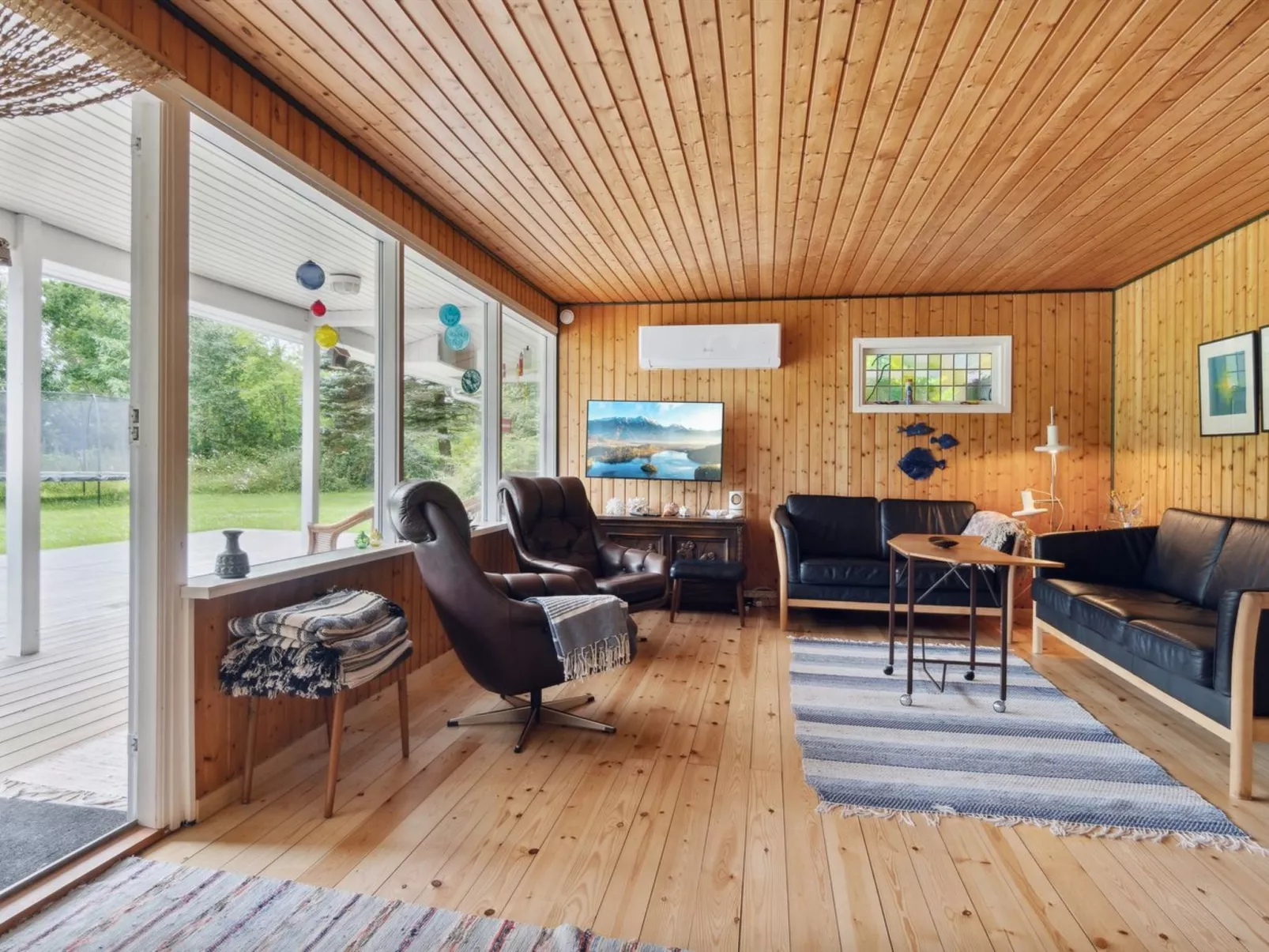 "Gunlög" - 1.3km from the sea-Binnen