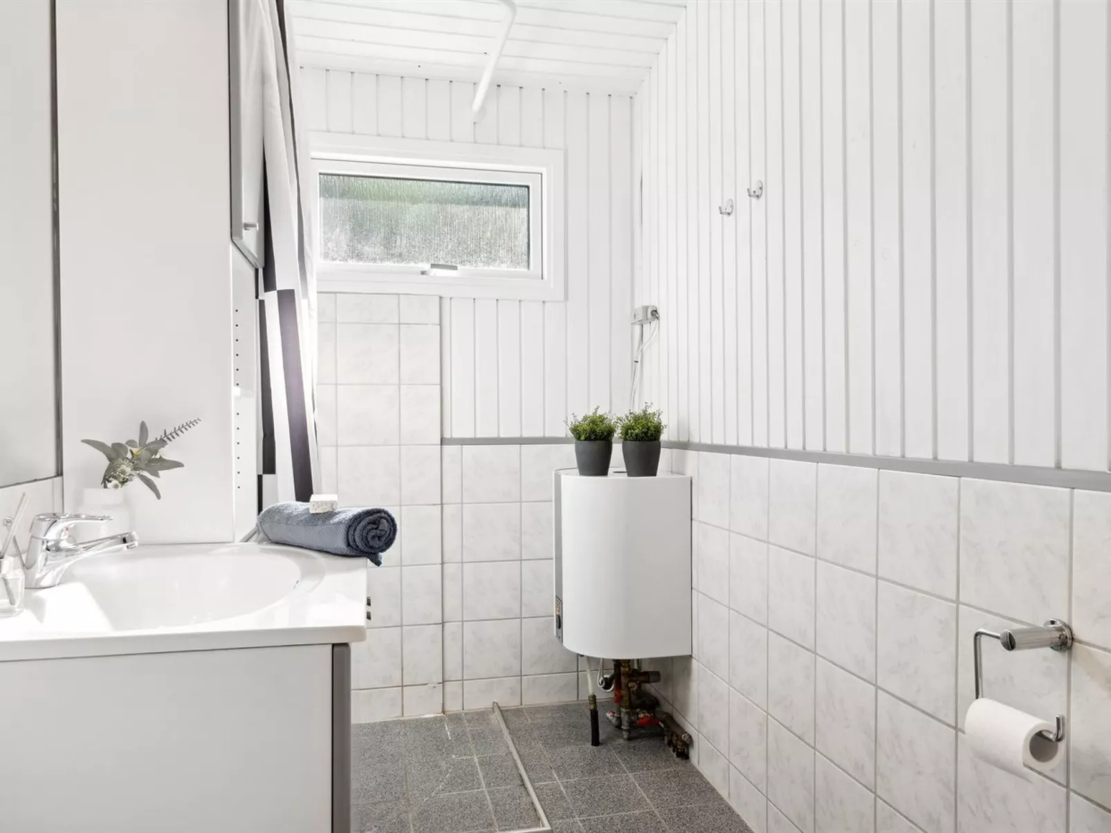 "Arwin" - 200m from the sea-Binnen