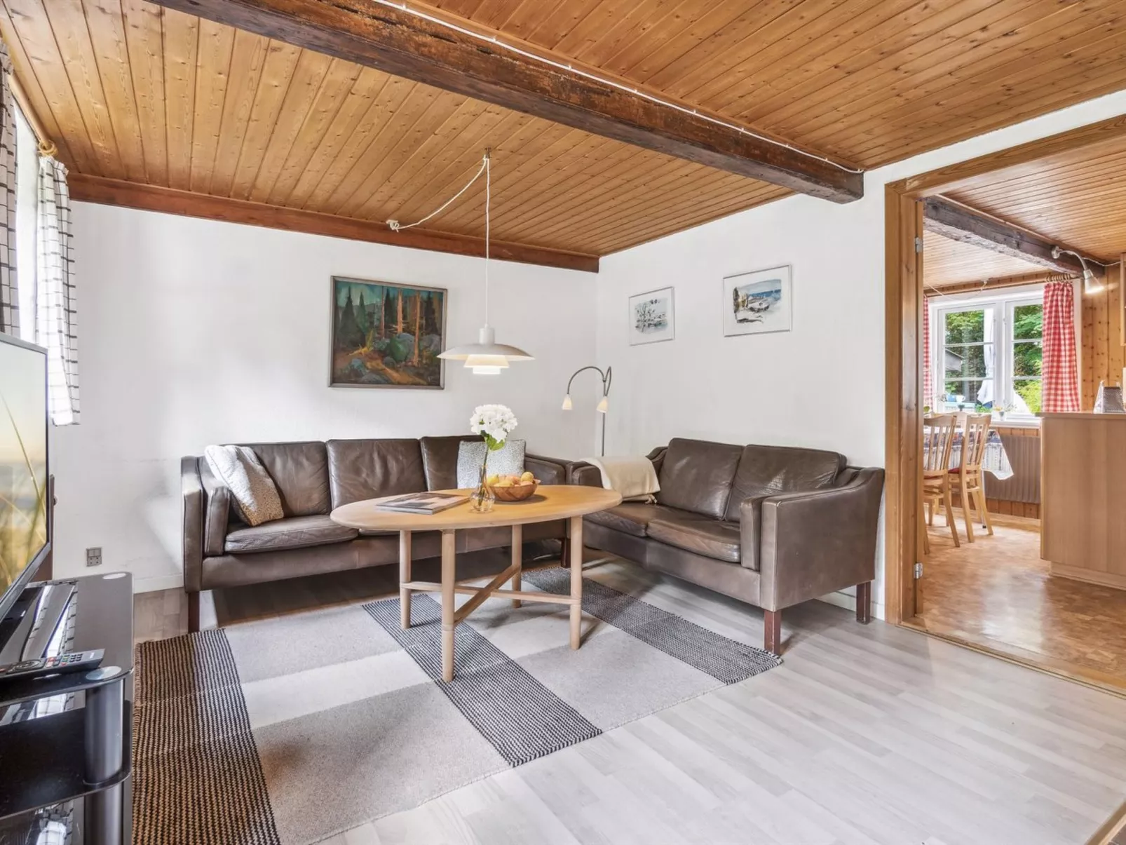 "Rina" - 250m from the sea-Binnen